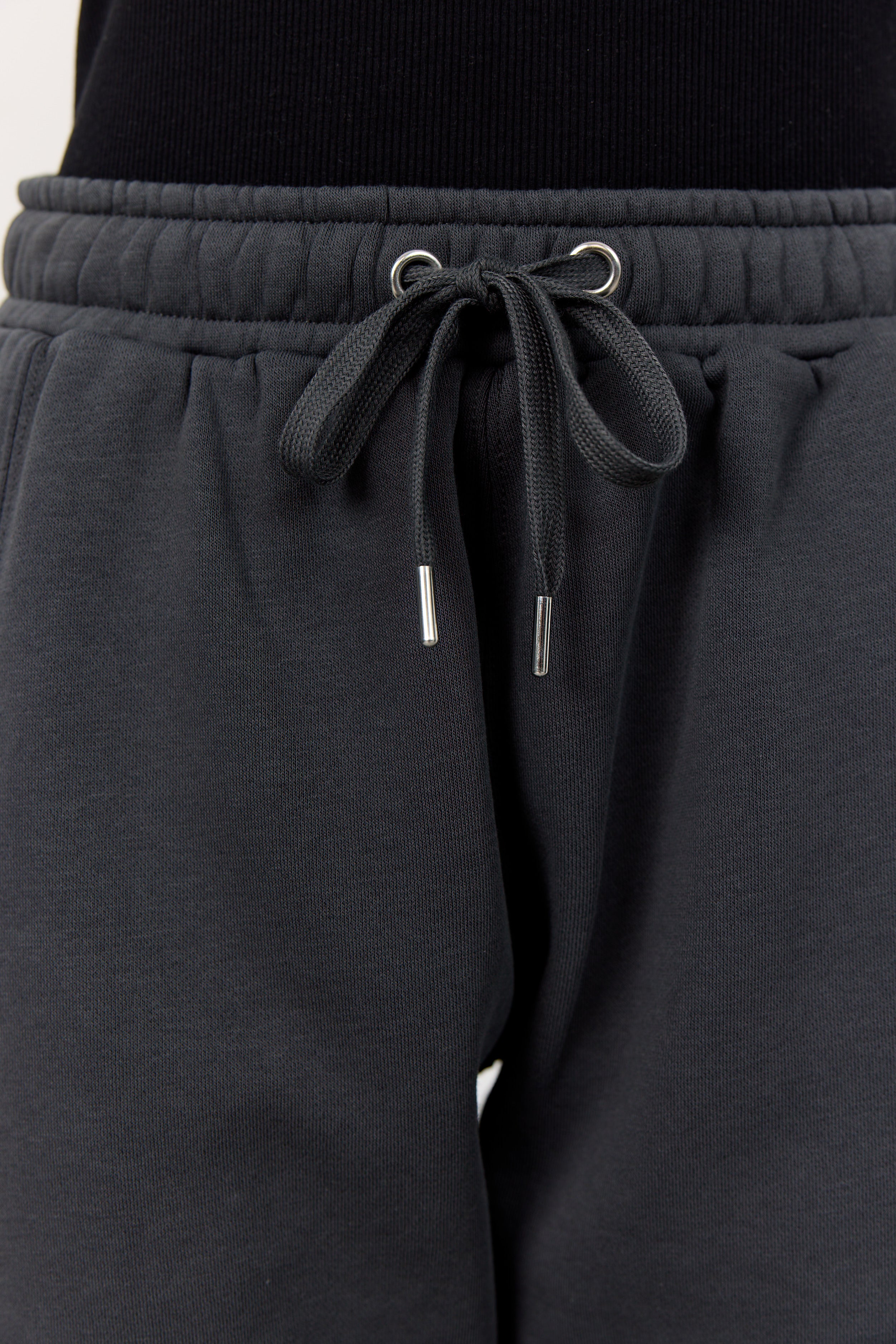 Leveté Room LR-Nuka 8 Sweatpants i mørkegrå