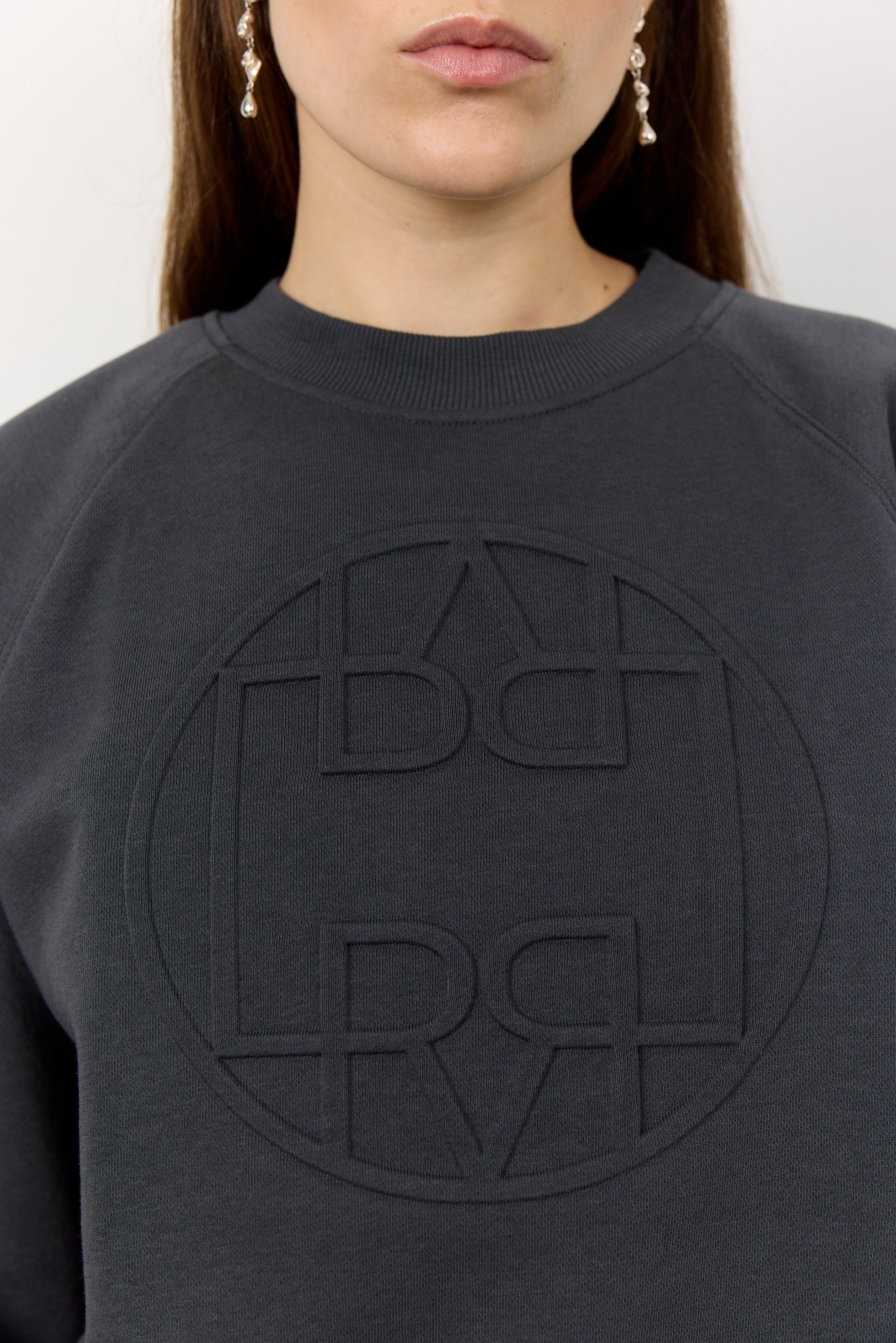 Leveté Room Lr-Nuka 11 Sweatshirt i Mørkegrå