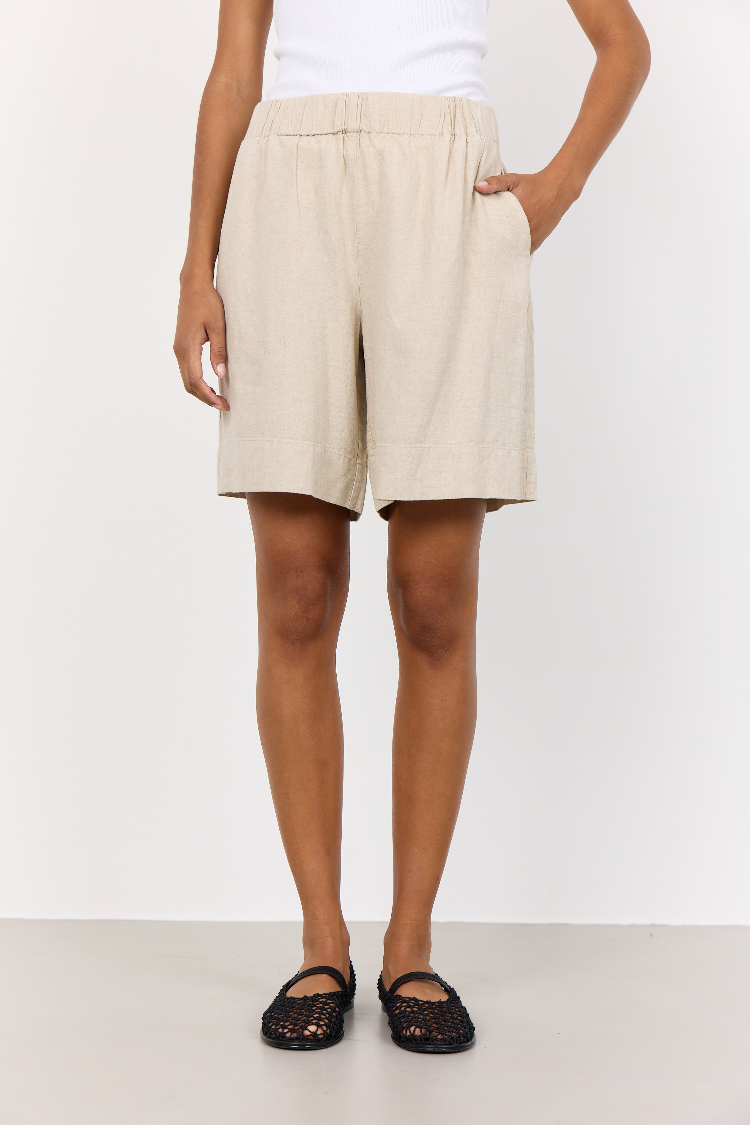 Sandfarvede LR-Naja 29 Shorts – Leveté Room