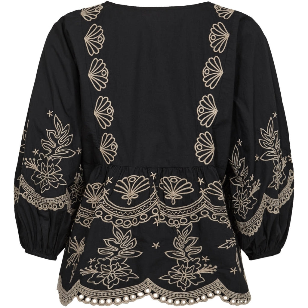 SofjaGO Bluse fra Gossia – Boheme-vibes