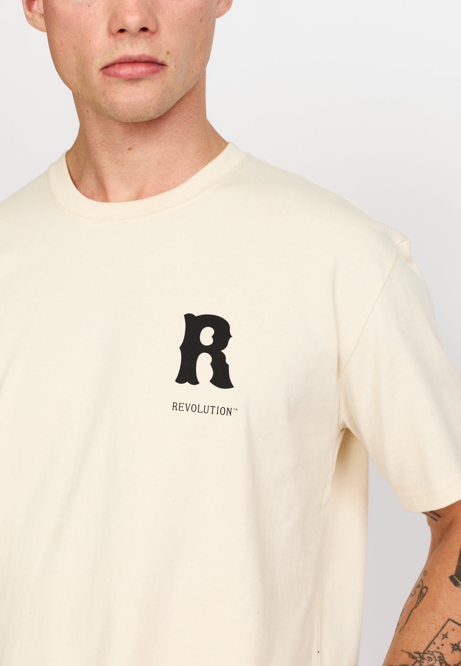 Revolution - Printed T-shirt Fuc Offwhite