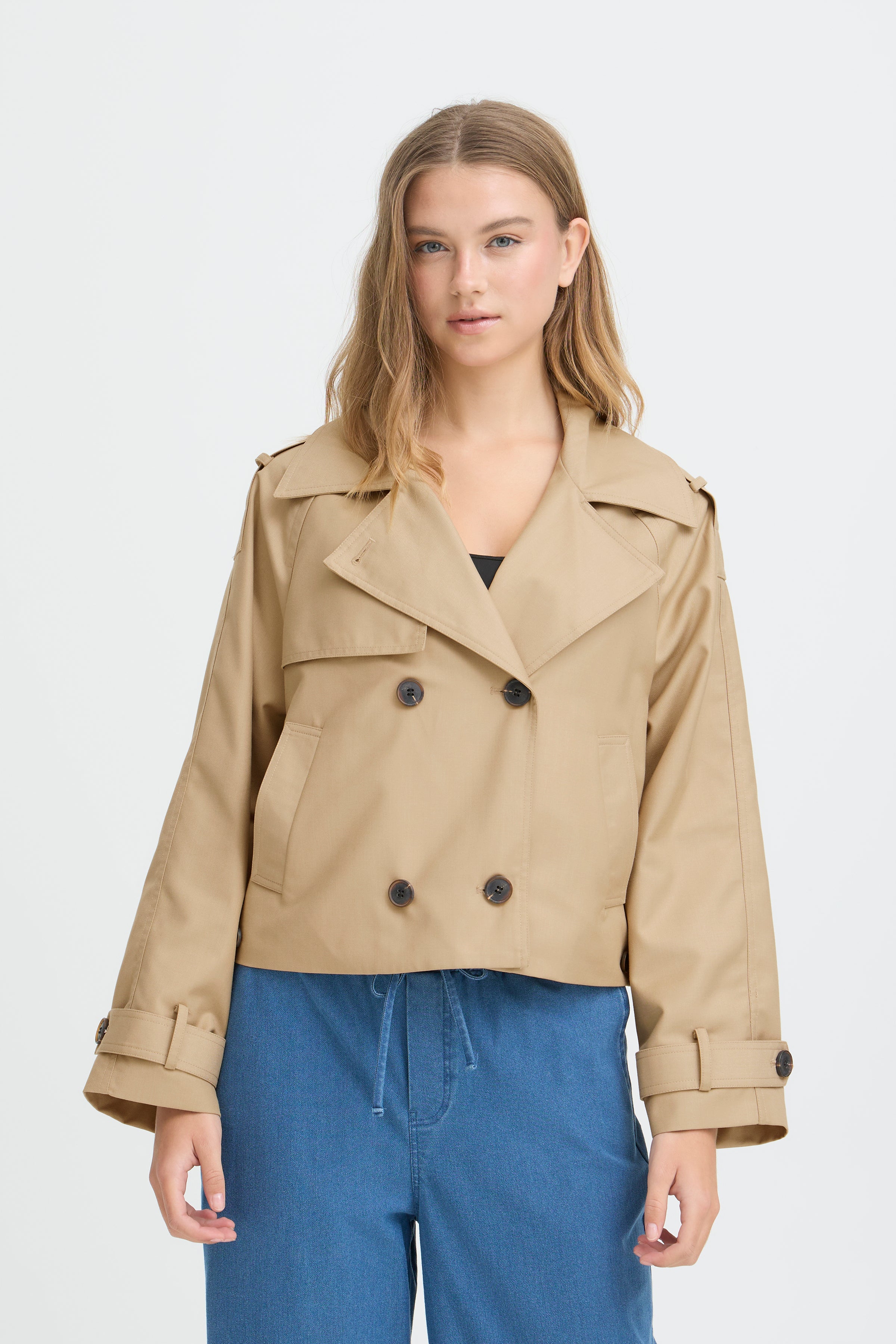 Ichi - IHParza Jakke i sand