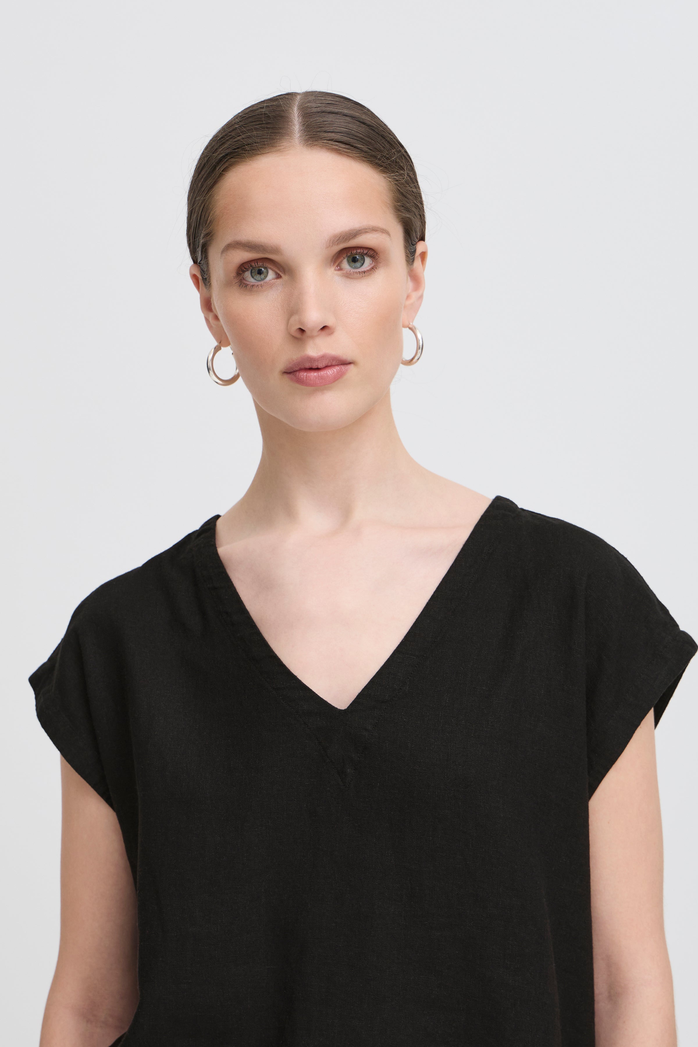 IHLinno V-Bluse, sort