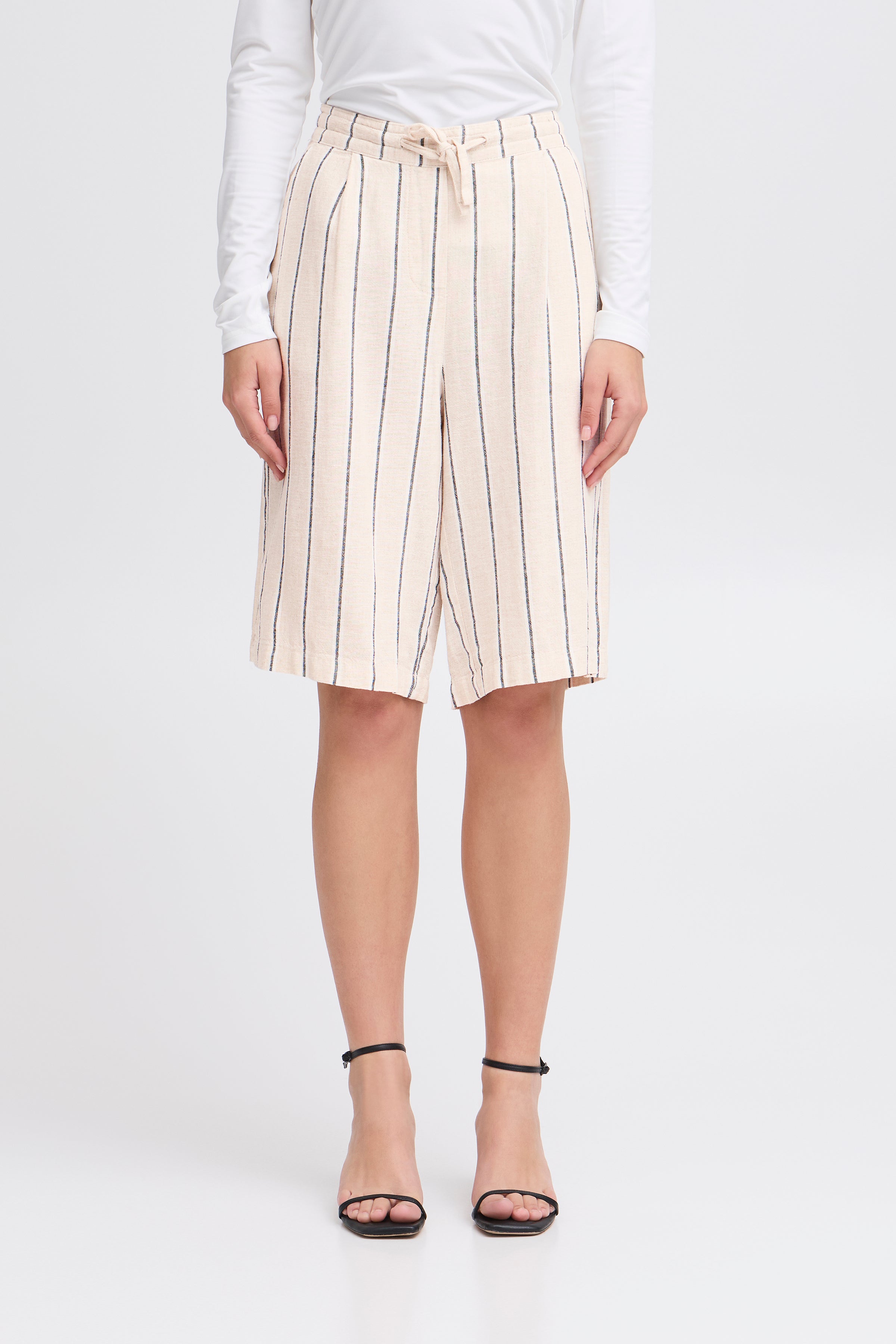 IHLinno Shorts