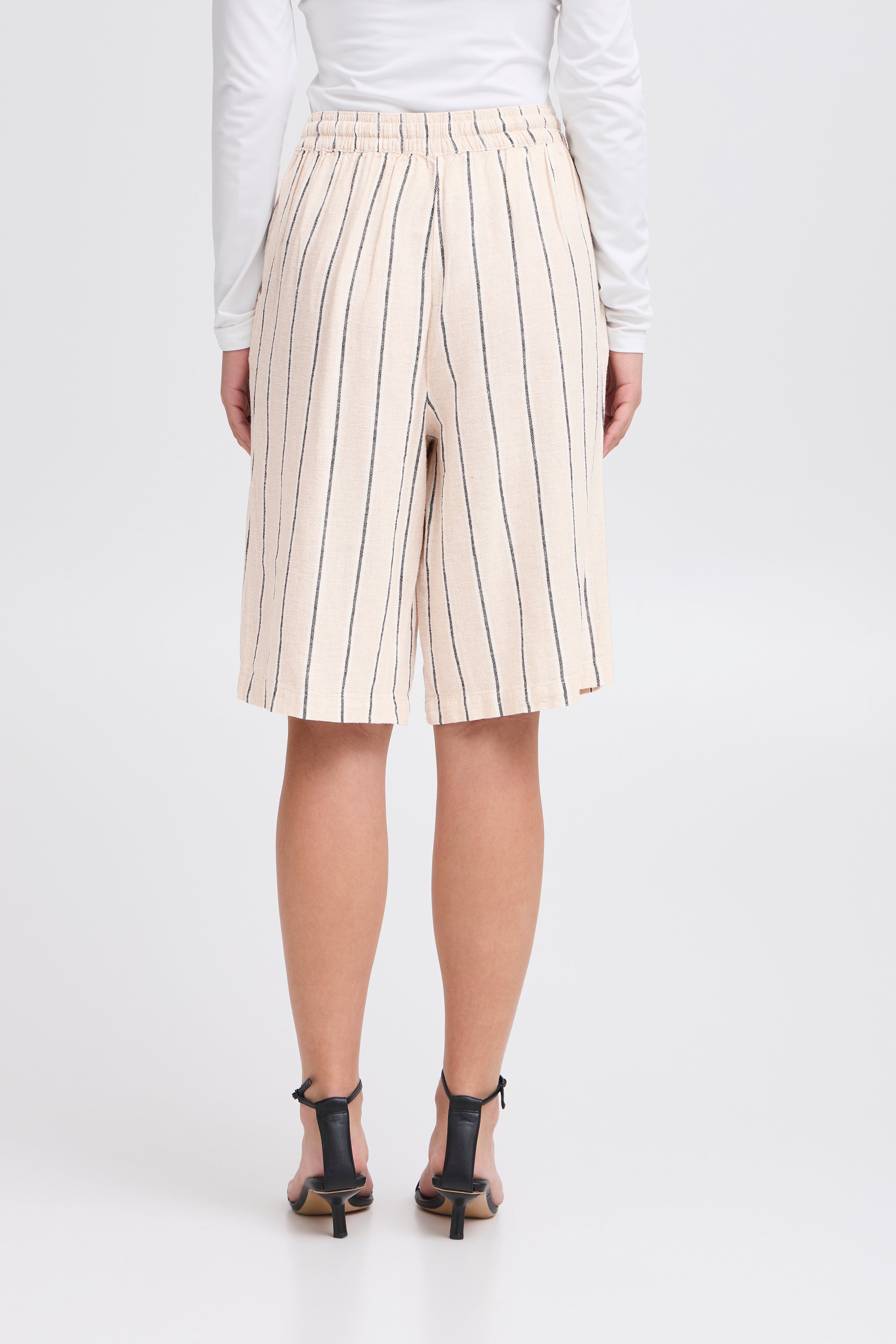 IHLinno Shorts