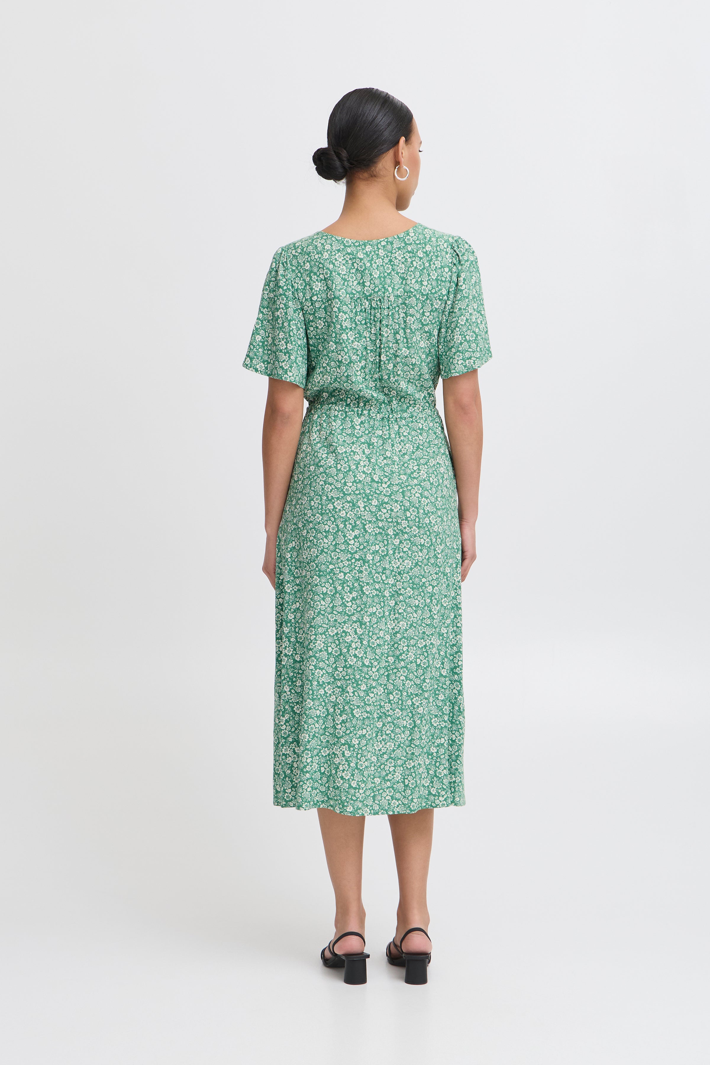 IHVera Kjole – Grøn Blomstret Sommerkjole
