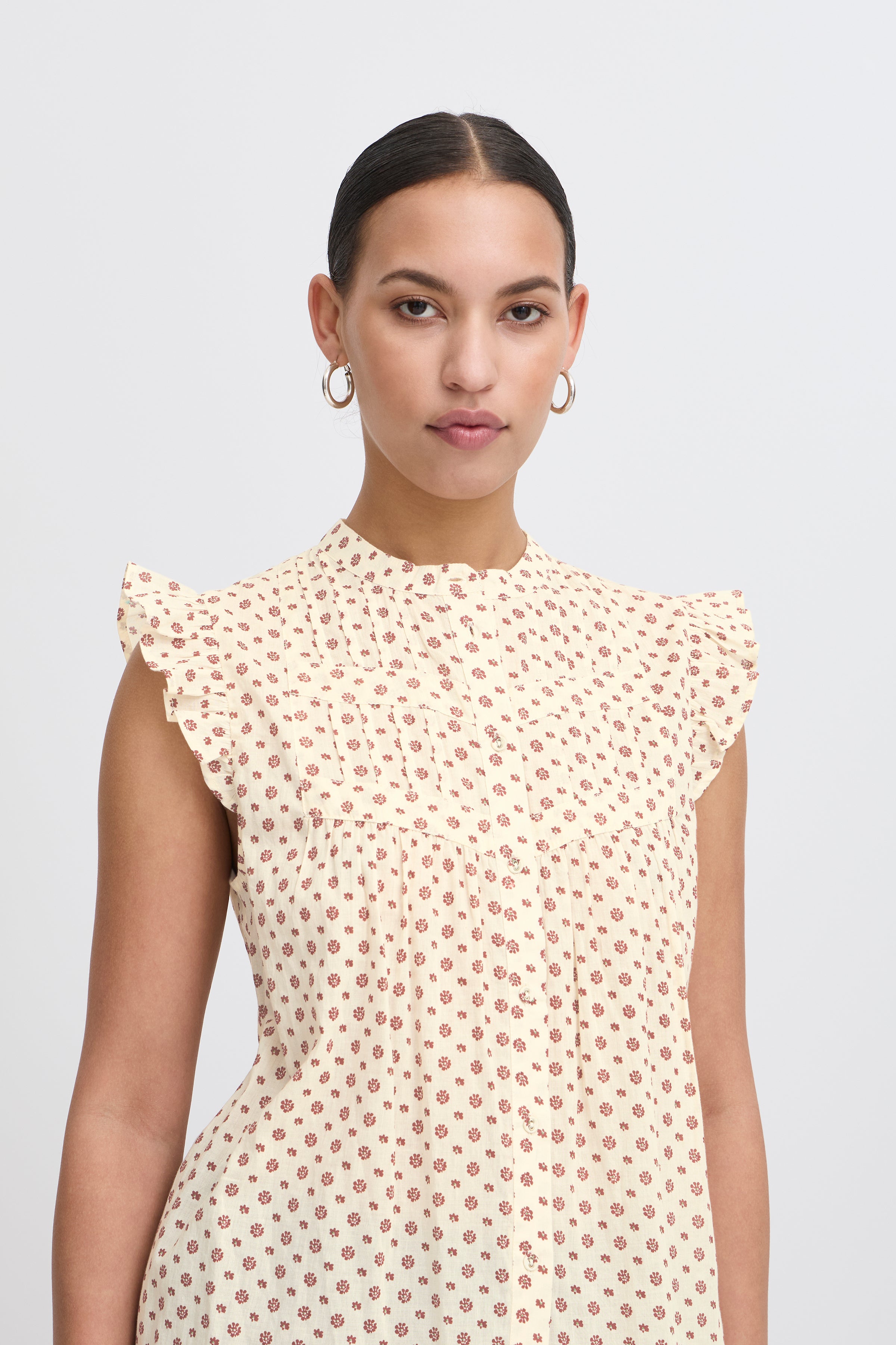 ICHI IHUrsula Blouse – Blomstret bluse med Flæser