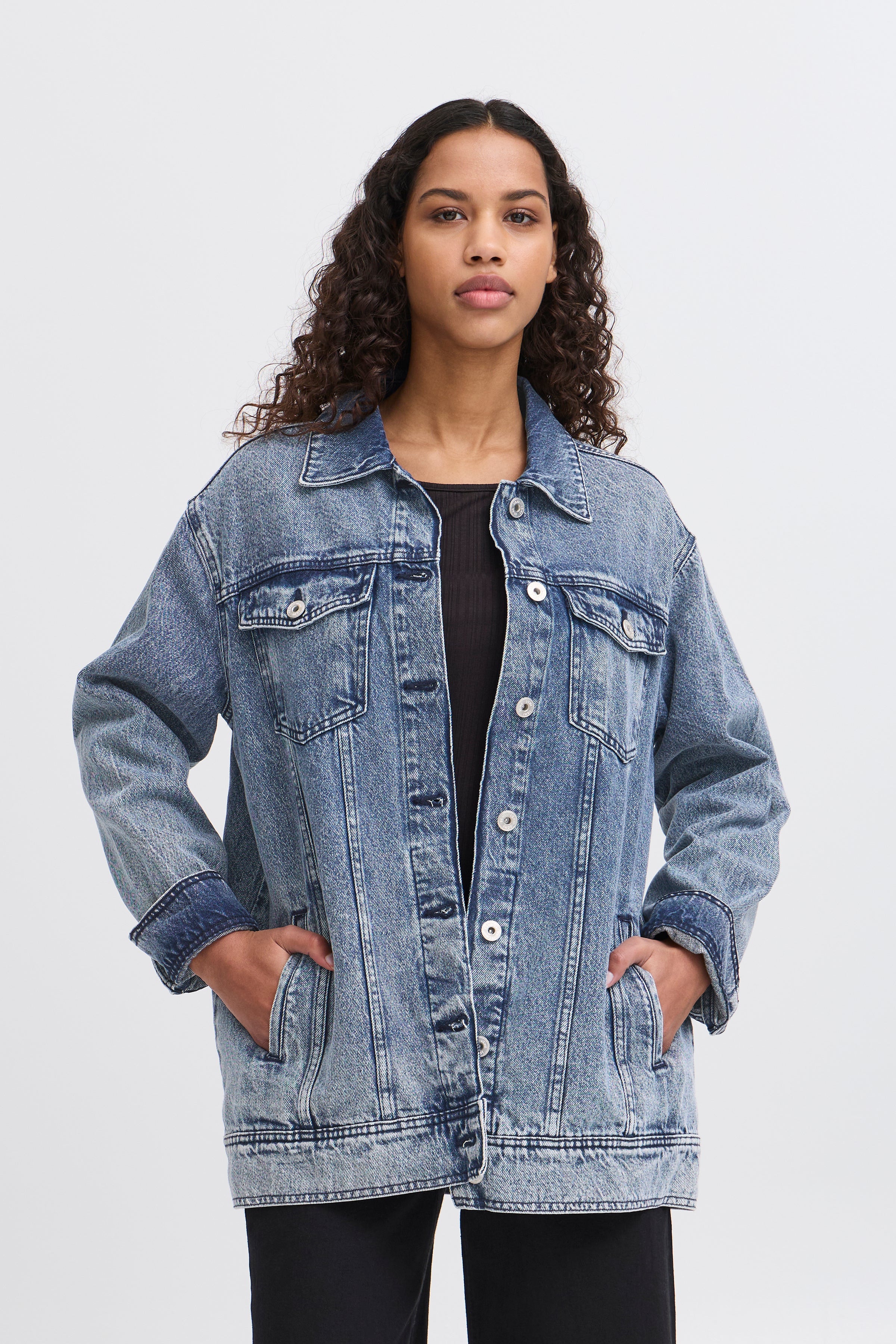 Ichi IHNaomy Denim Jakke – Klassisk Cowboyjakke i 100% Bomuld