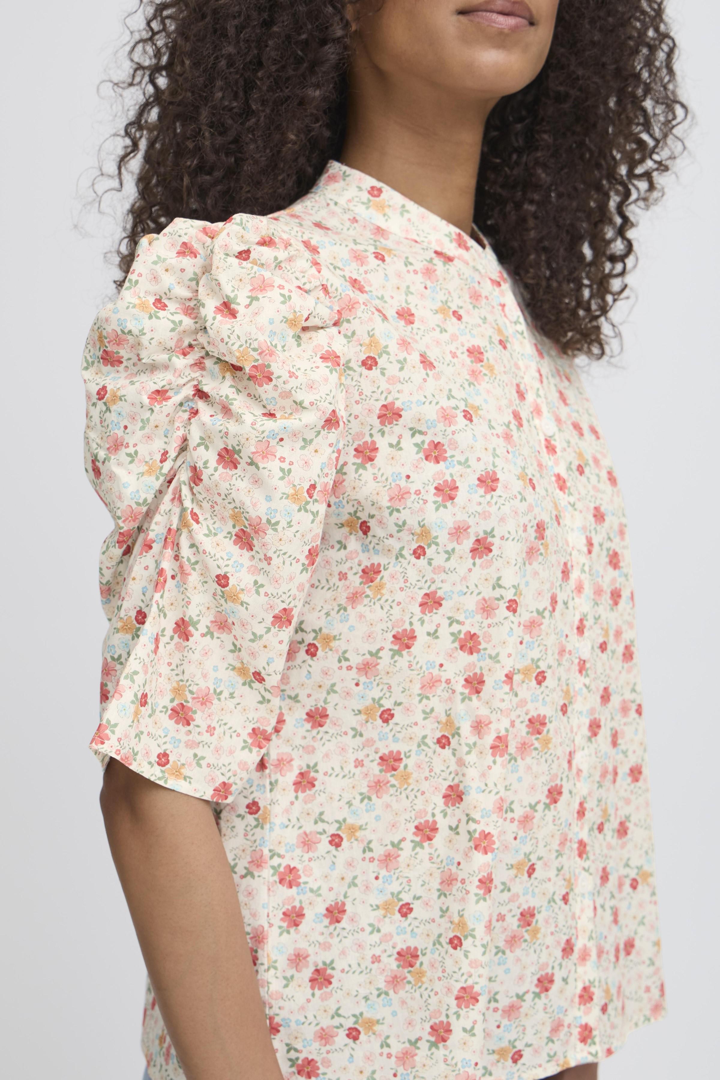 IHXAsdis – Bluse med rødt blomsterprint fra ICHI