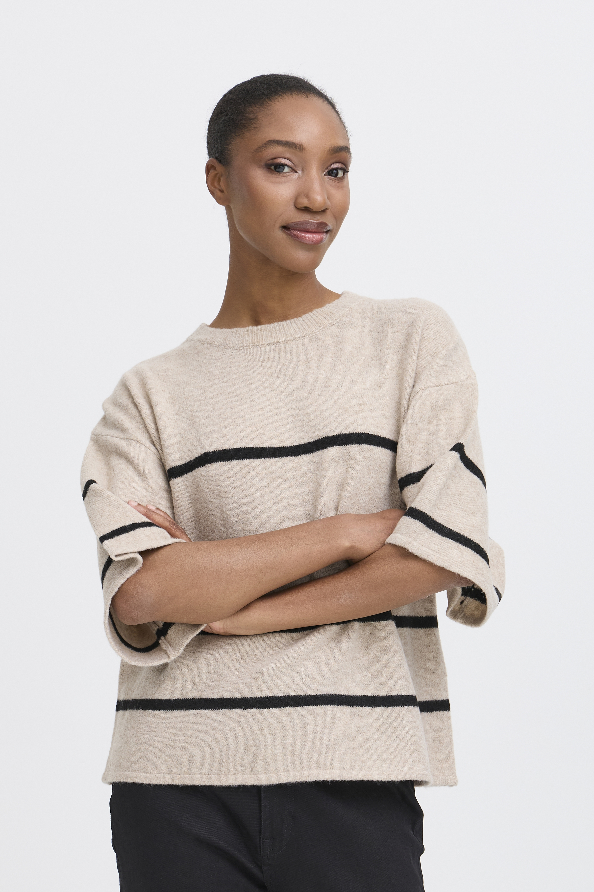 ICHI Beige Stribet Strik-Tee – Kortærmet Strik