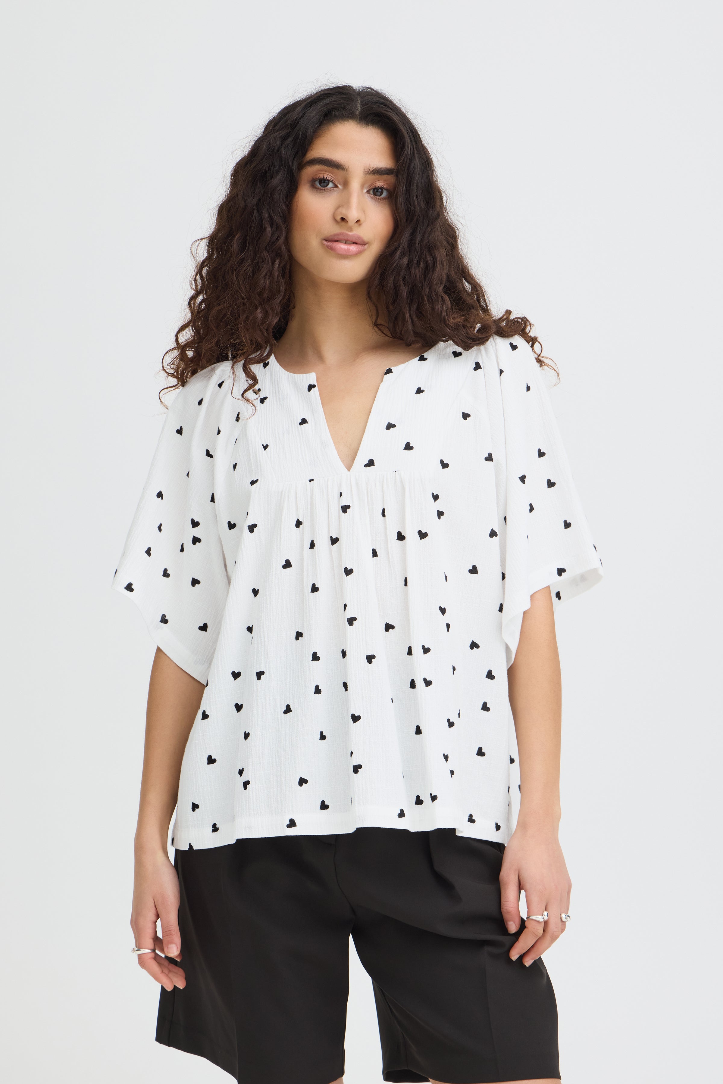 Ichi - IHLifana bluse med hjerter