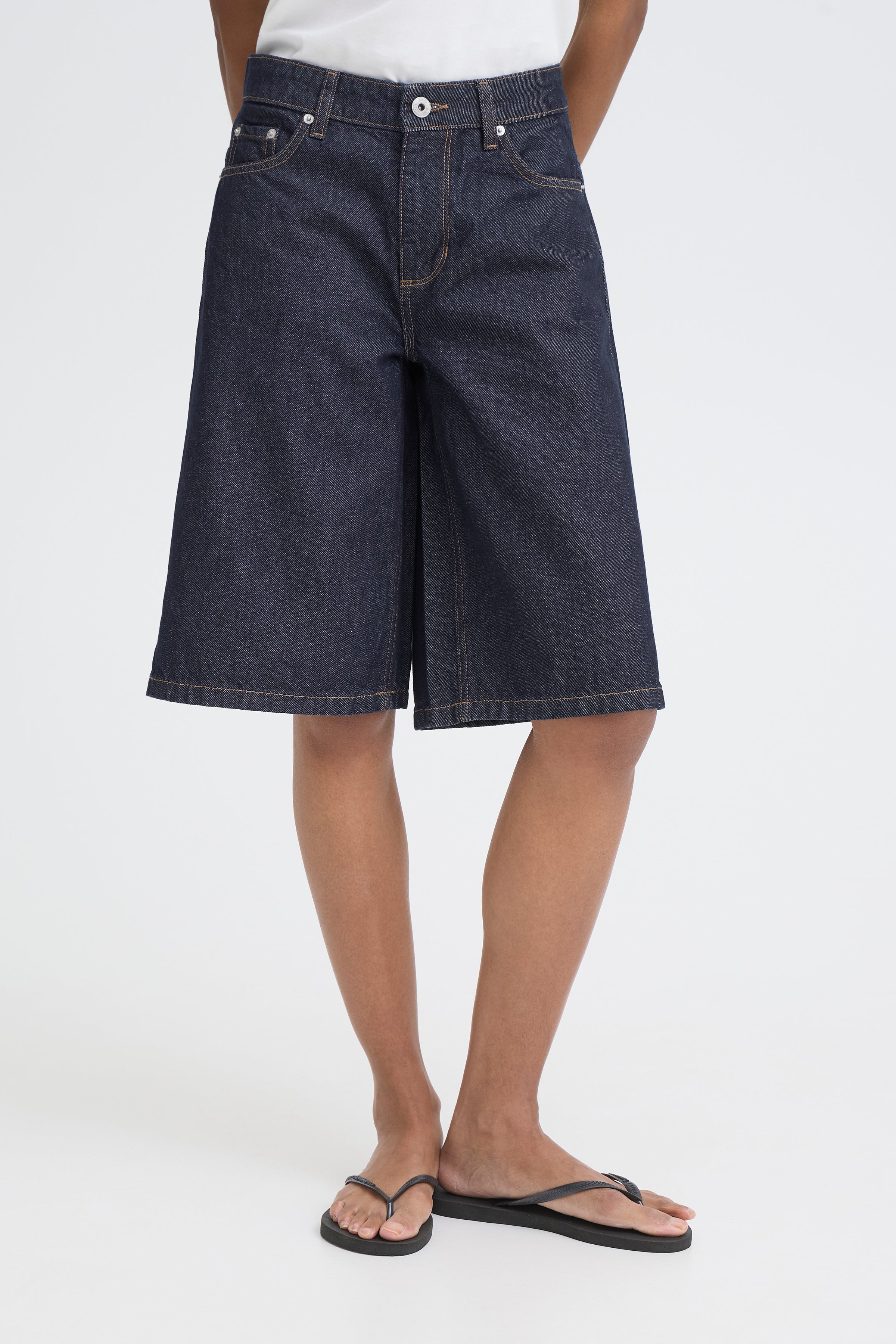 Ichi - IHKirsten Bermuda shorts, mørkeblå