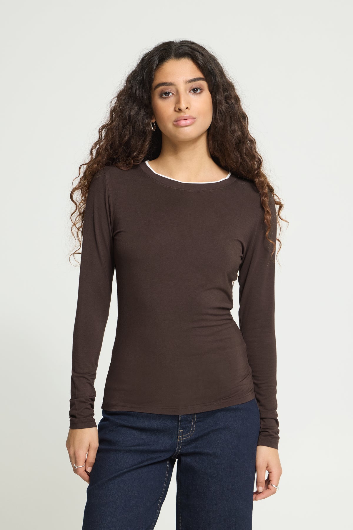 Ichi – IHPHILUCA LS3 Langærmet T-shirt – Coffee Bean
