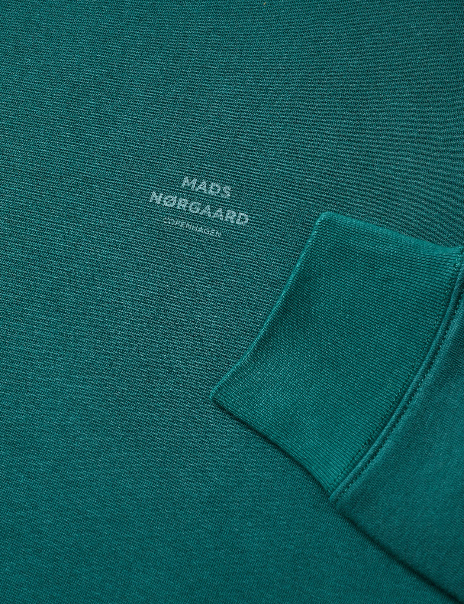 Mads Nørgaard - Standard Crew Logo Sweat FAV Deep Sea