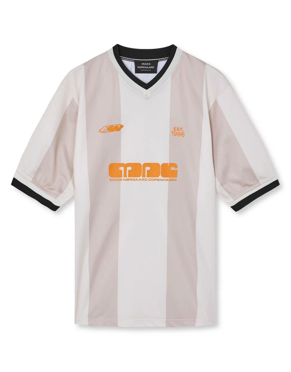 Mads Nørgaard - Sport Football Tee i Oatmeal