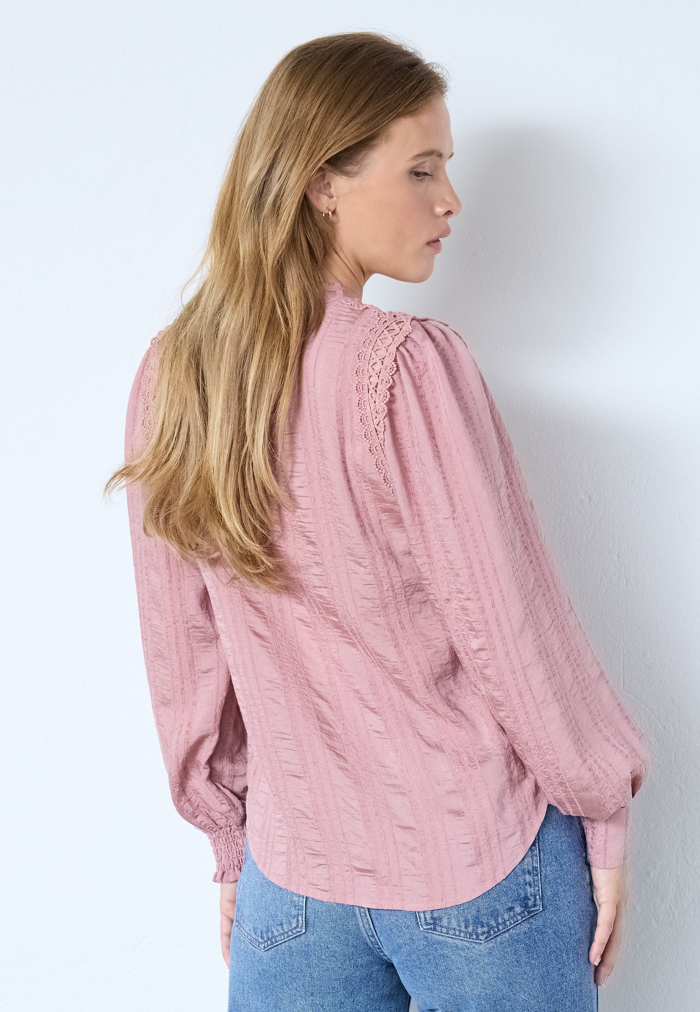 Co' Couture - KesiCC Lace V-shirt i Rosa