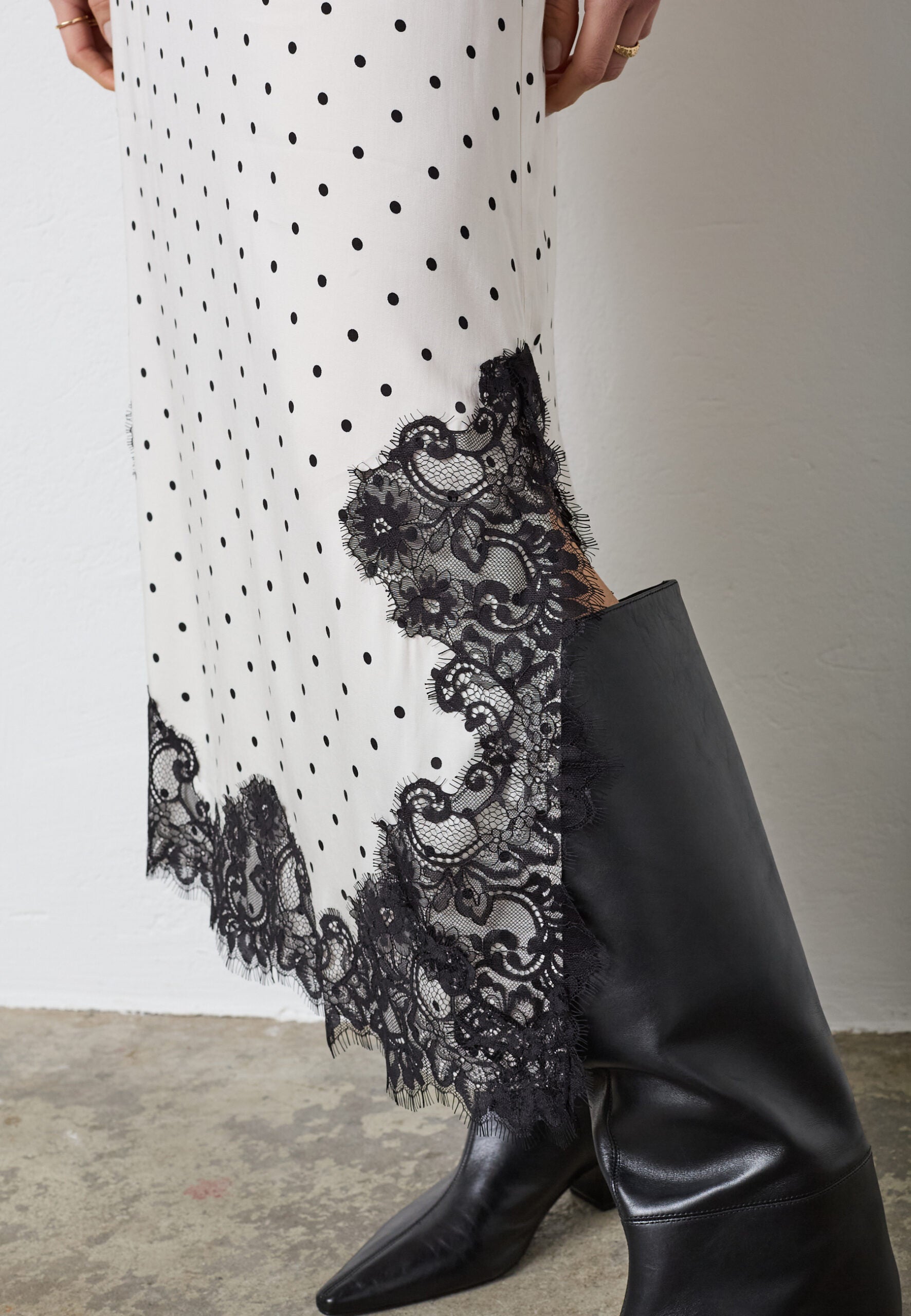 Co'Couture - AmeliCC Dot Lace Skirt