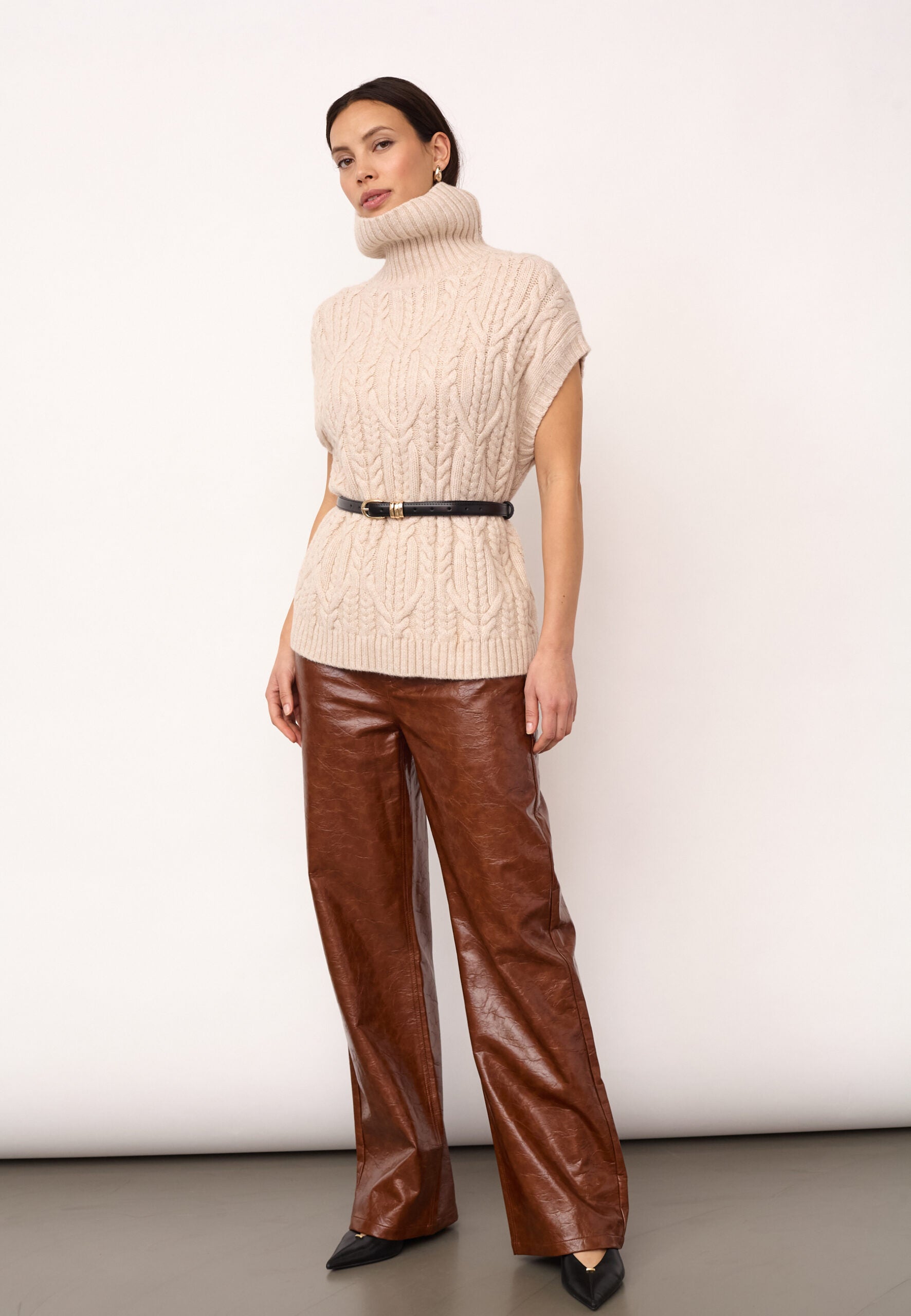 Co'Couture - RowCC Oversize Cable Knit Vest