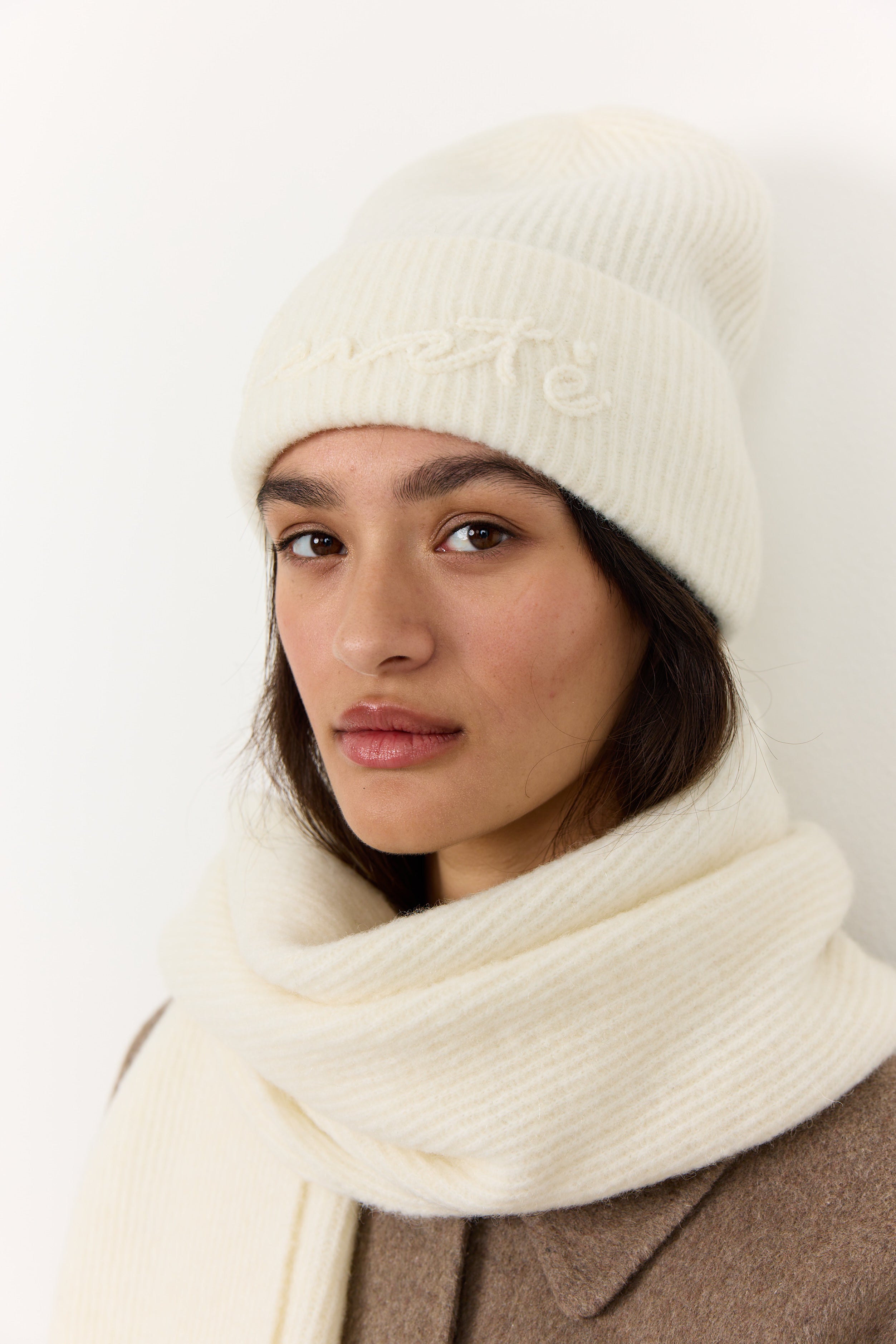 Leveté Room - LR-Malthe 1 hue i offwhite