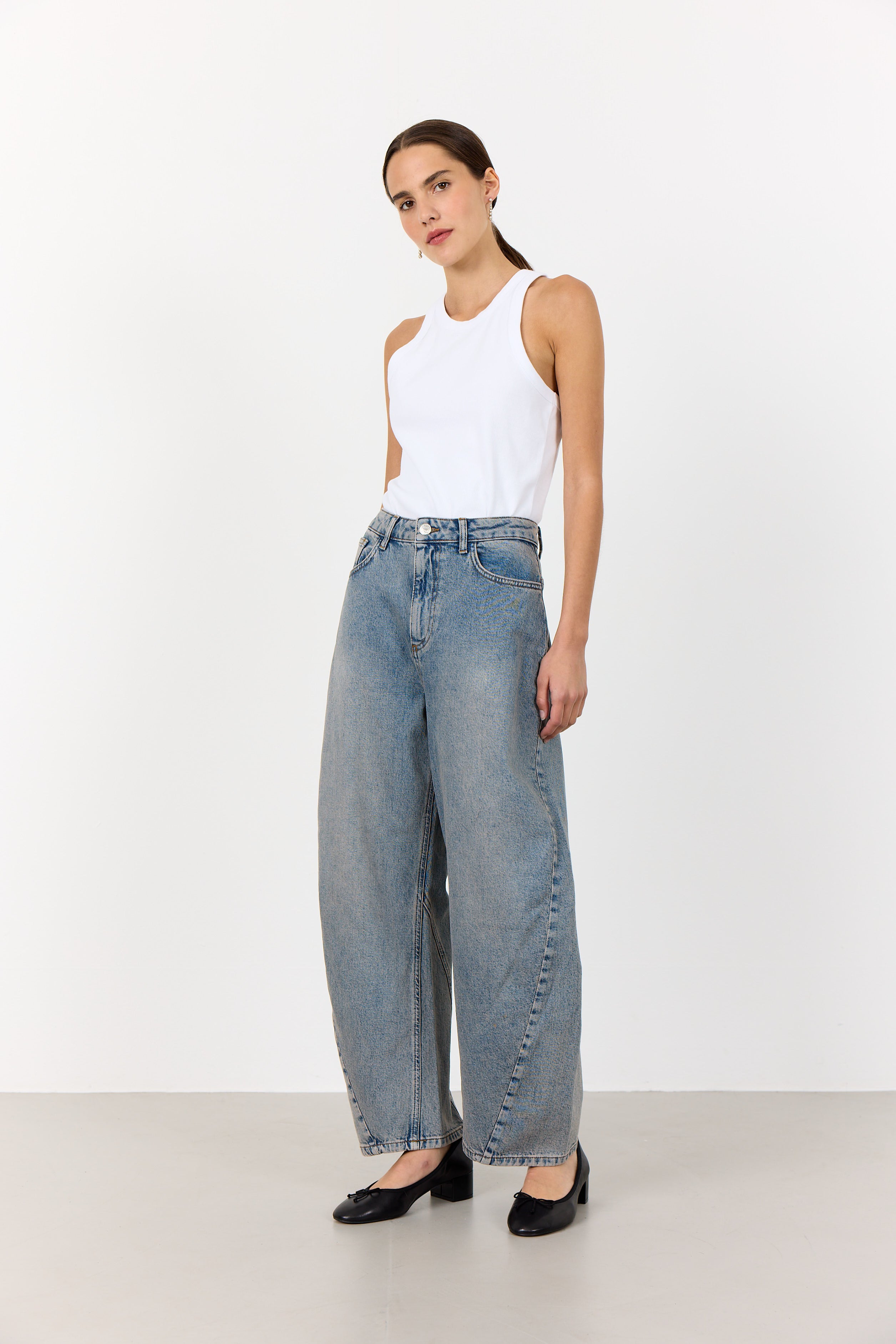 Leveté Room - LR-Kosa 14 Barrel jeans