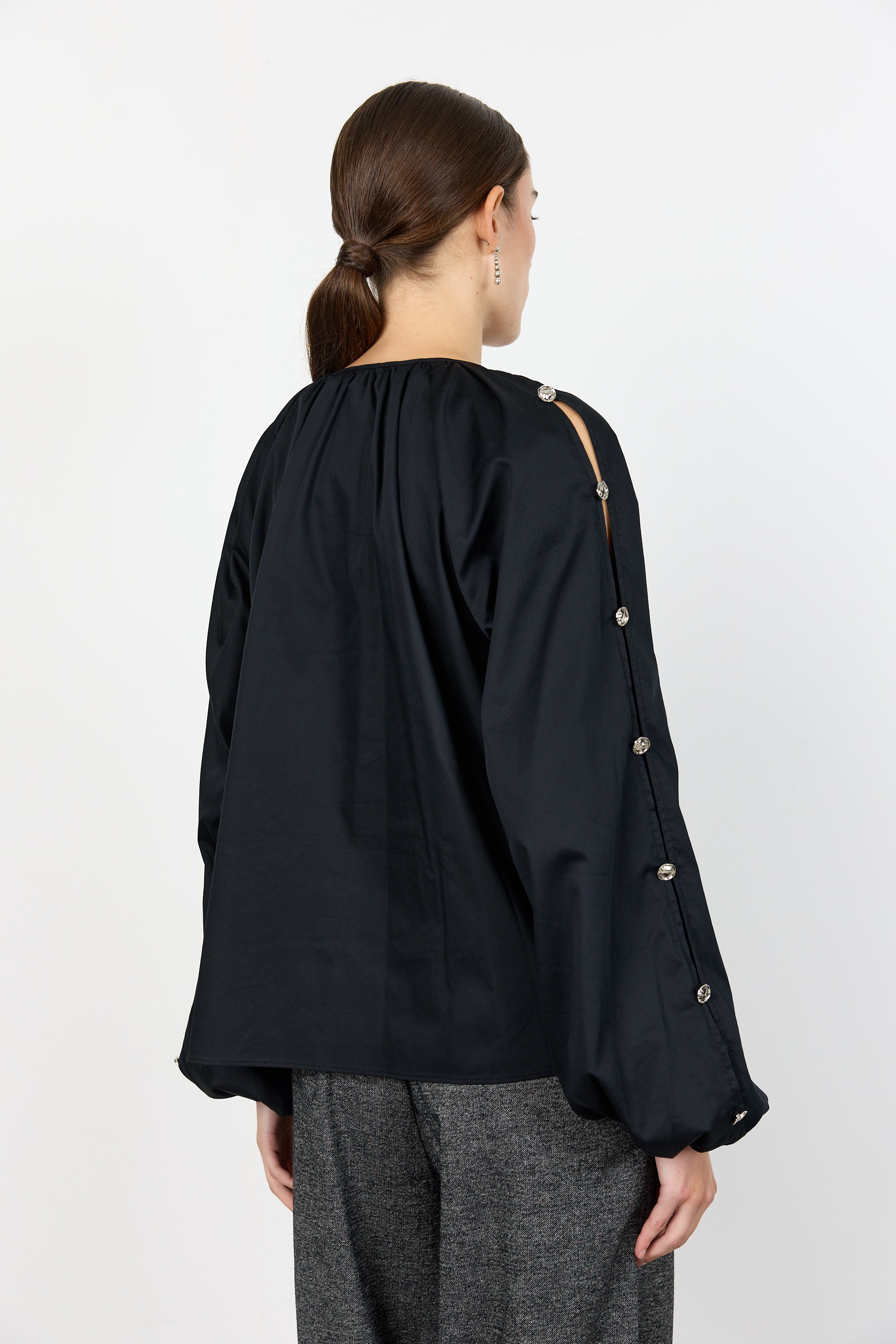 Leveté Room - LR-Isla 131 bluse i sort