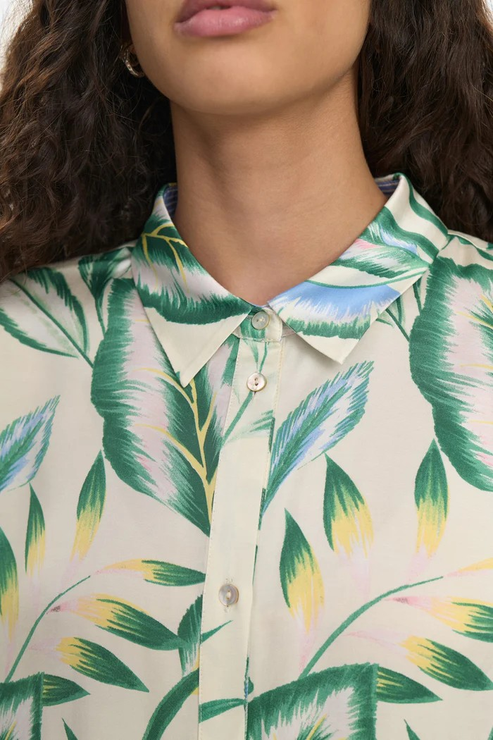 NUGwenna – grøn mønstret skjorte i viskose | Nümph