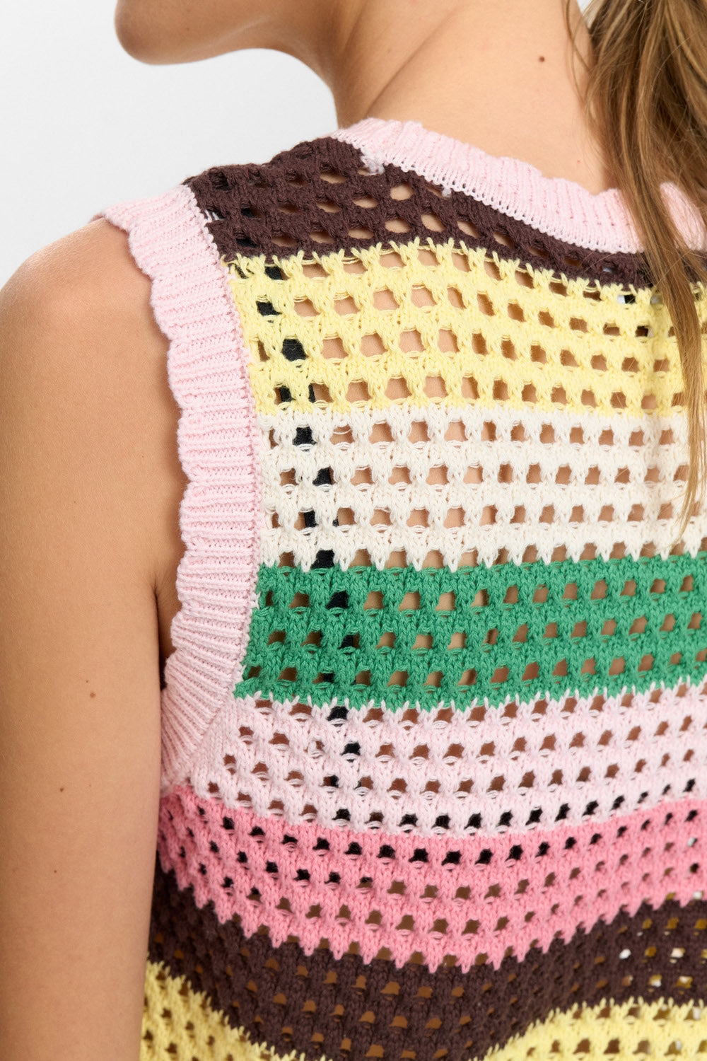NUMoana Top – Hæklet Vest fra Nümph