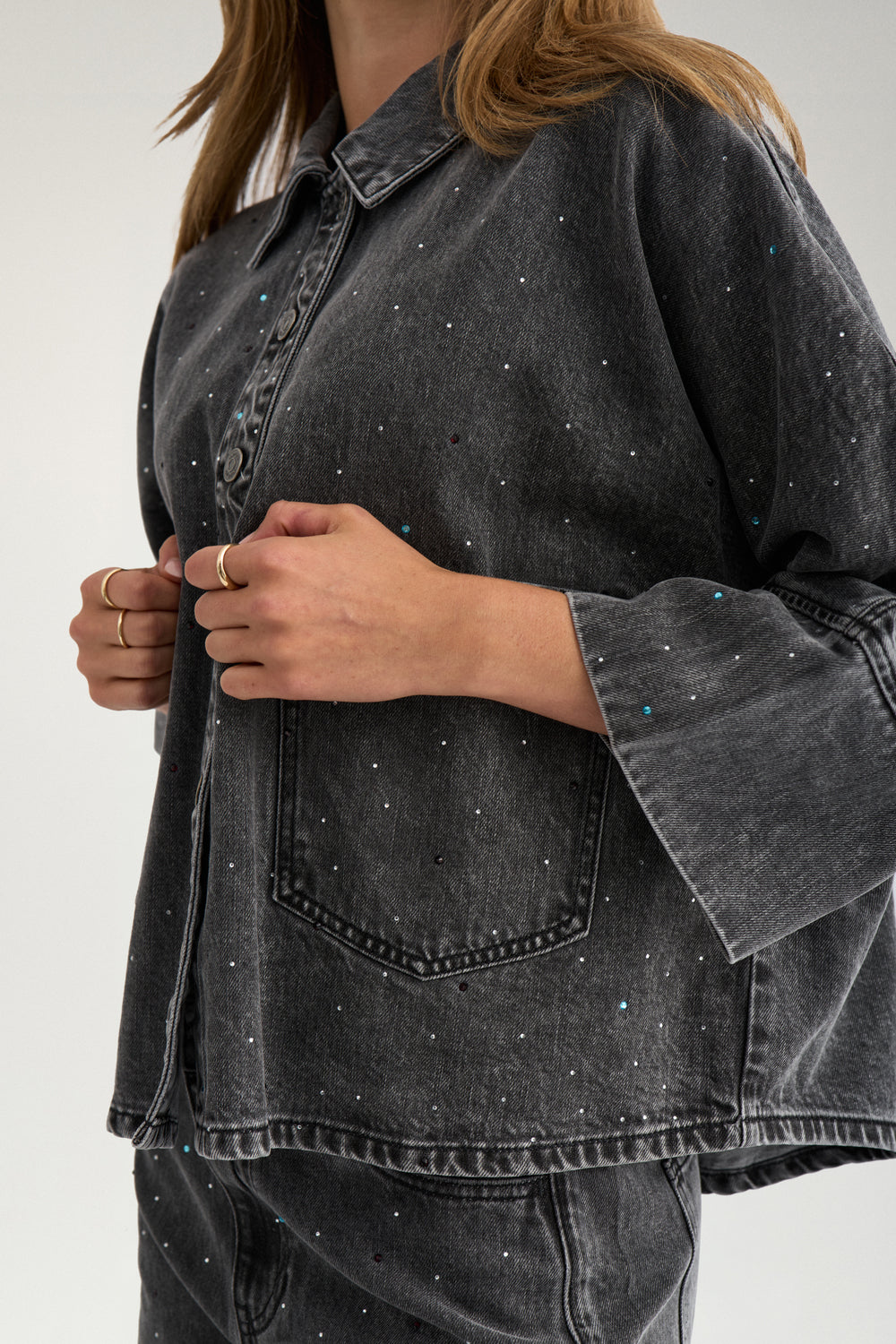 Nümph – NUBROOKLYN OVERSIZE STONE Denimskjorte – Grey Denim