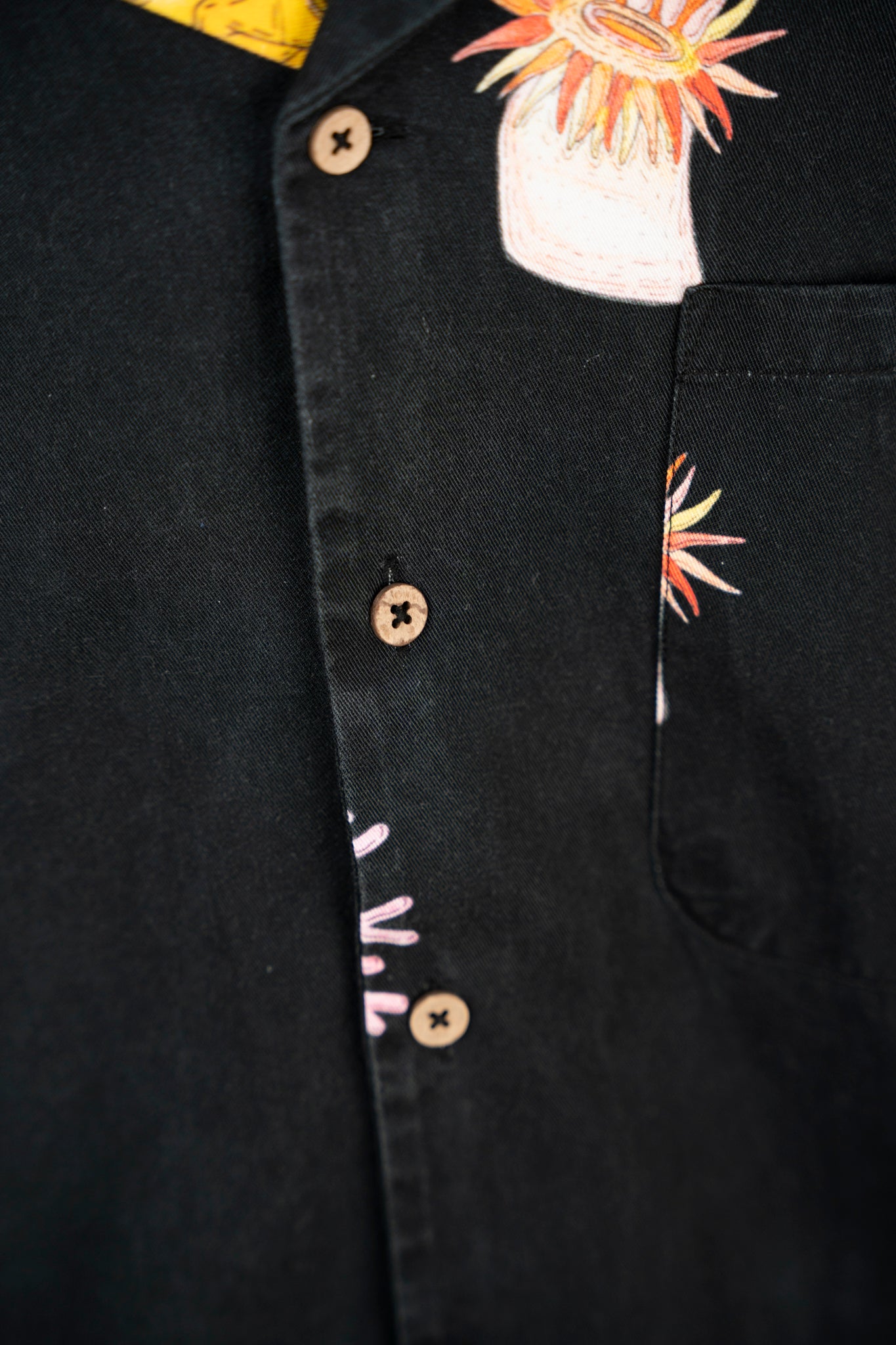 Lakor - Coral Short Sleeve Shirt