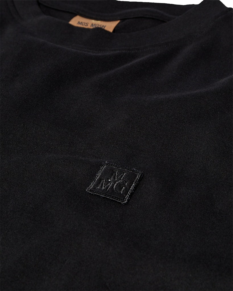 Mos Mosh Gallery - MMGDarren T-shirt i sort