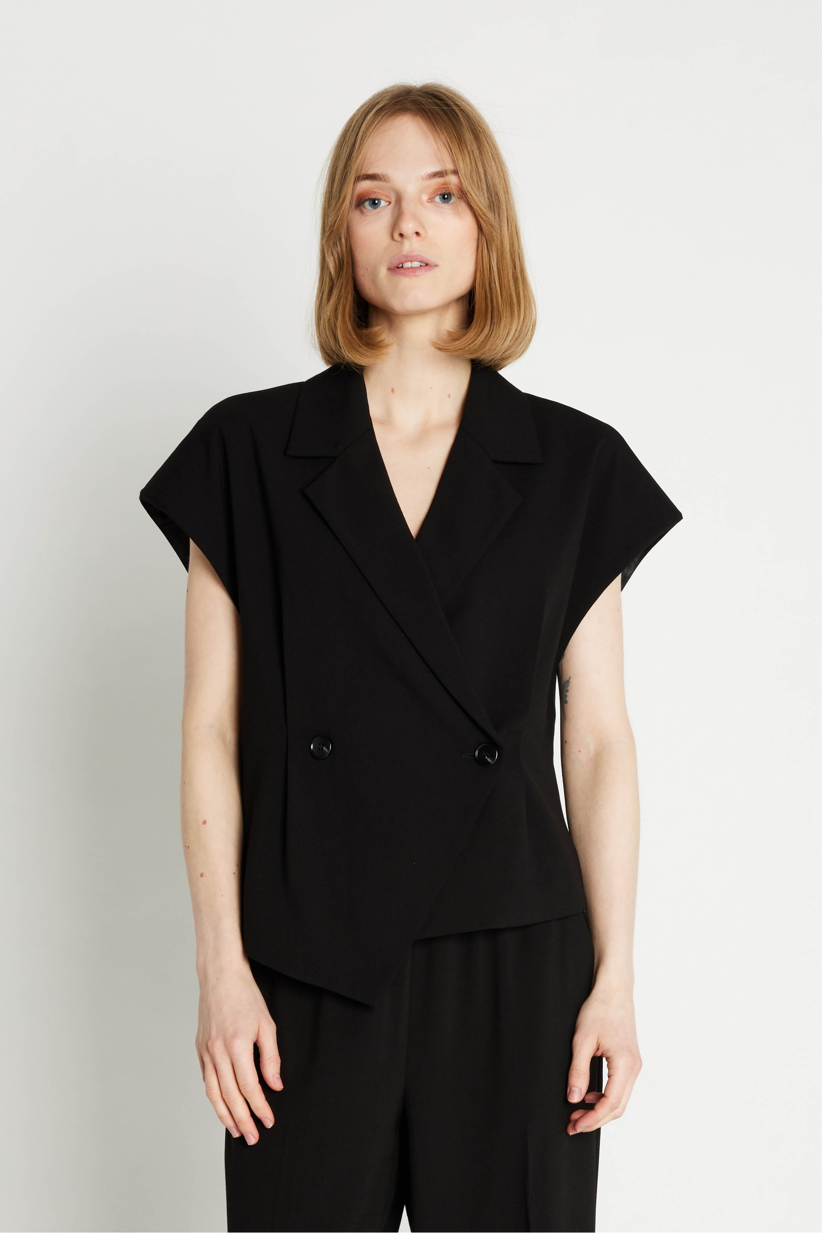 Rue De Femme - Solveig Vest i Sort