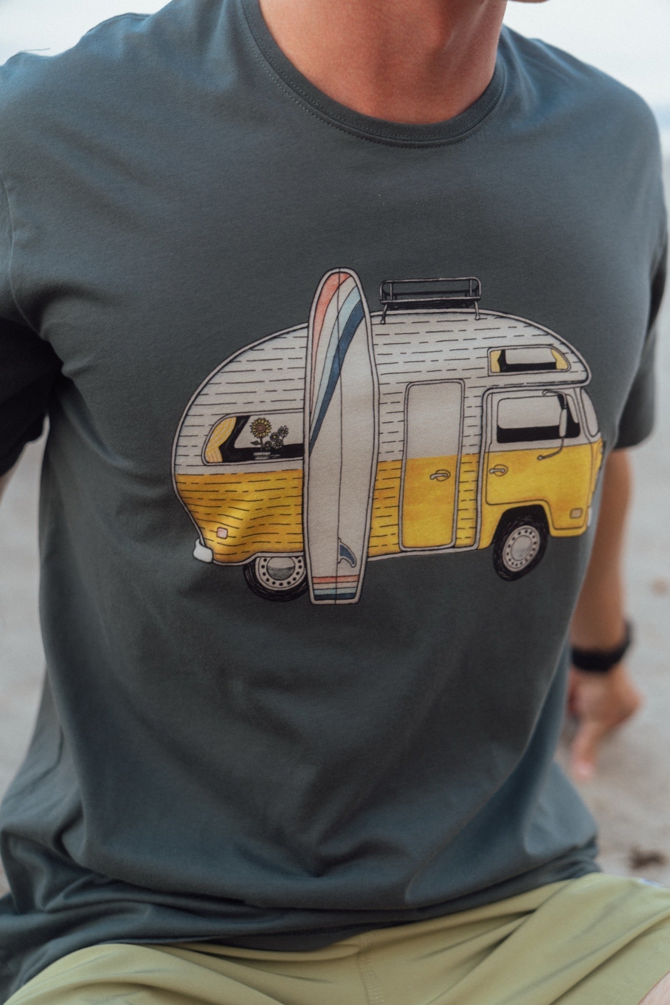 Lakor - Sun Camper T-shirt