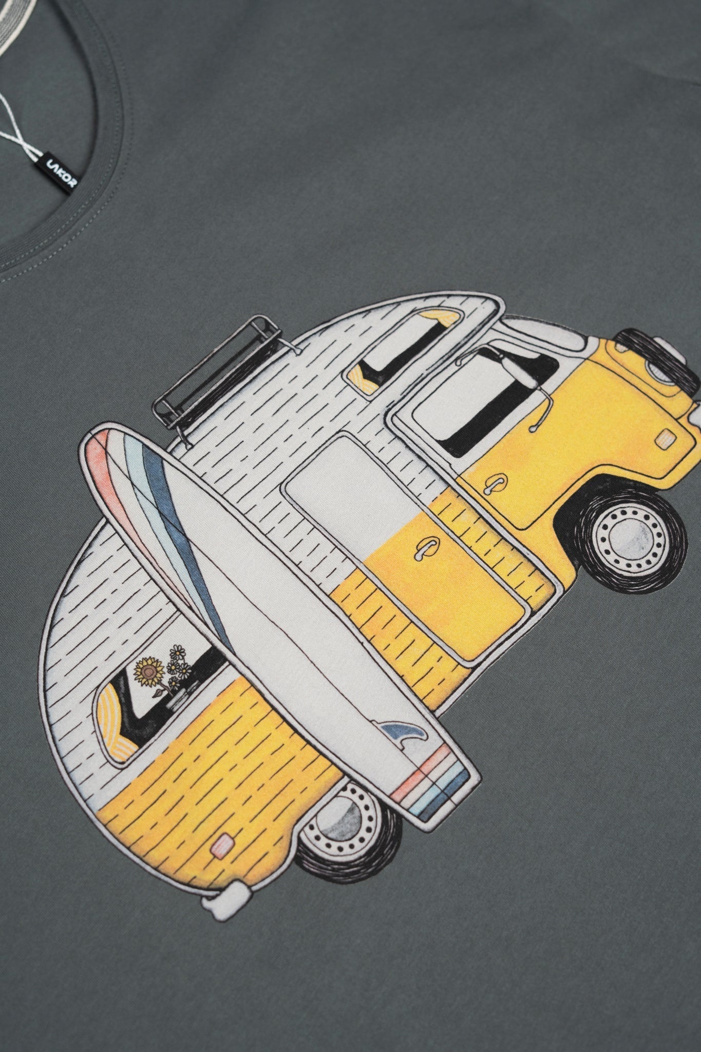 Lakor - Sun Camper T-shirt