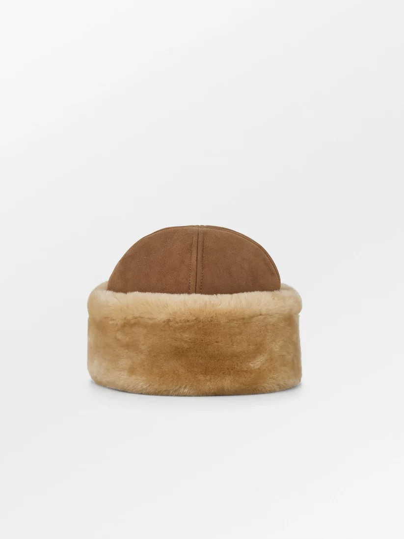 Beck Söndergaard - Dora Shearling hat i camel