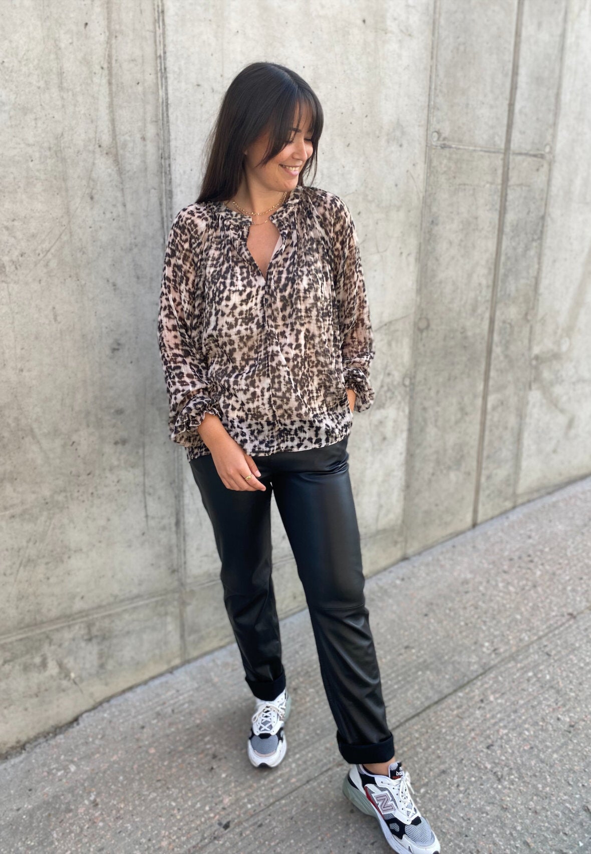 Love1043 Bluse fra Love & Divine