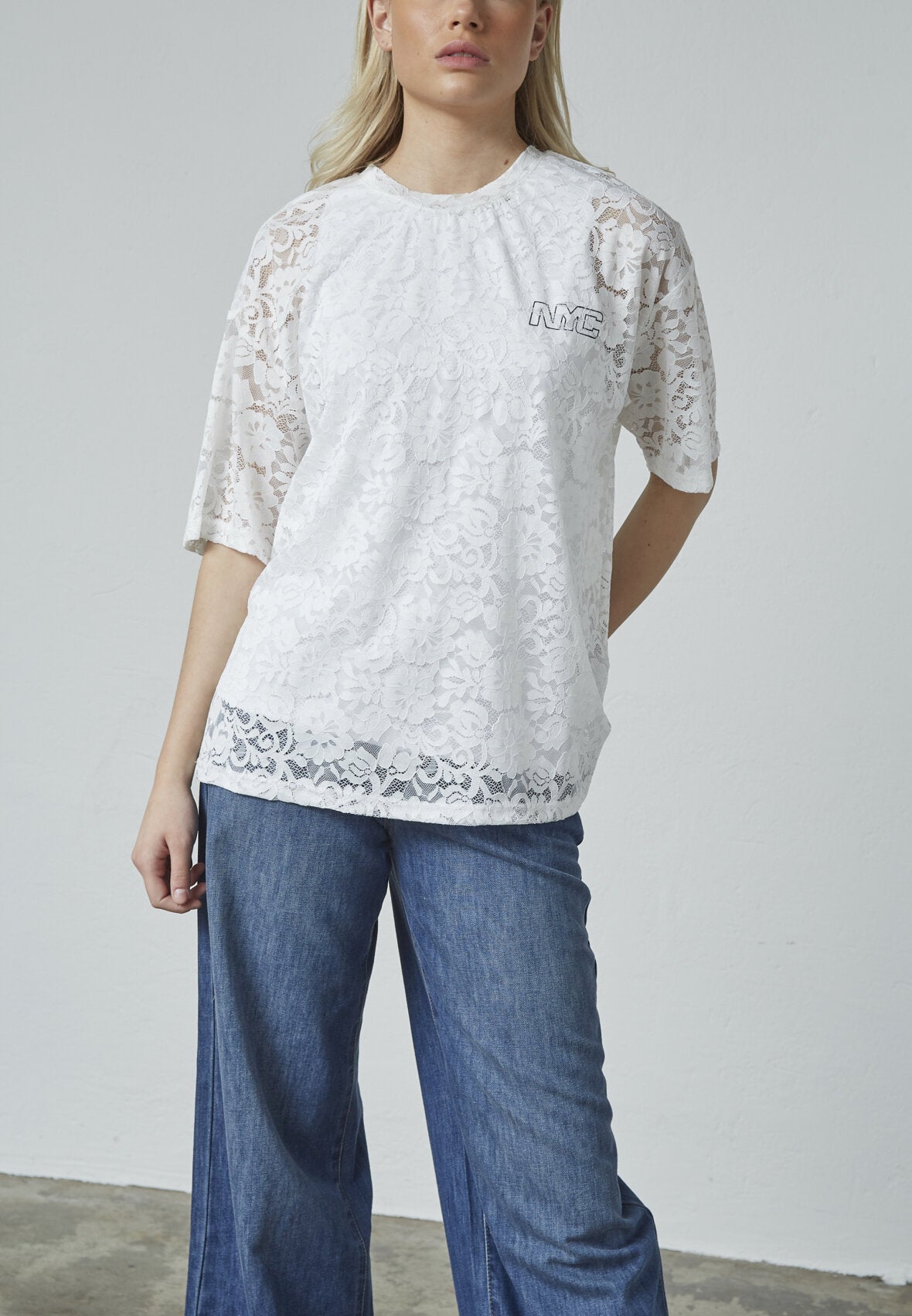 Love1337 Blonde T-shirt Hvid.