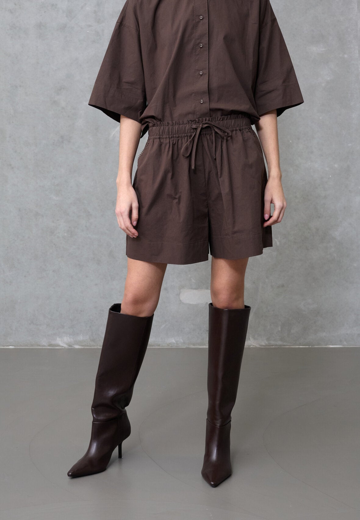 Love & Divine - Love970-12 Shorts i mørkebrun