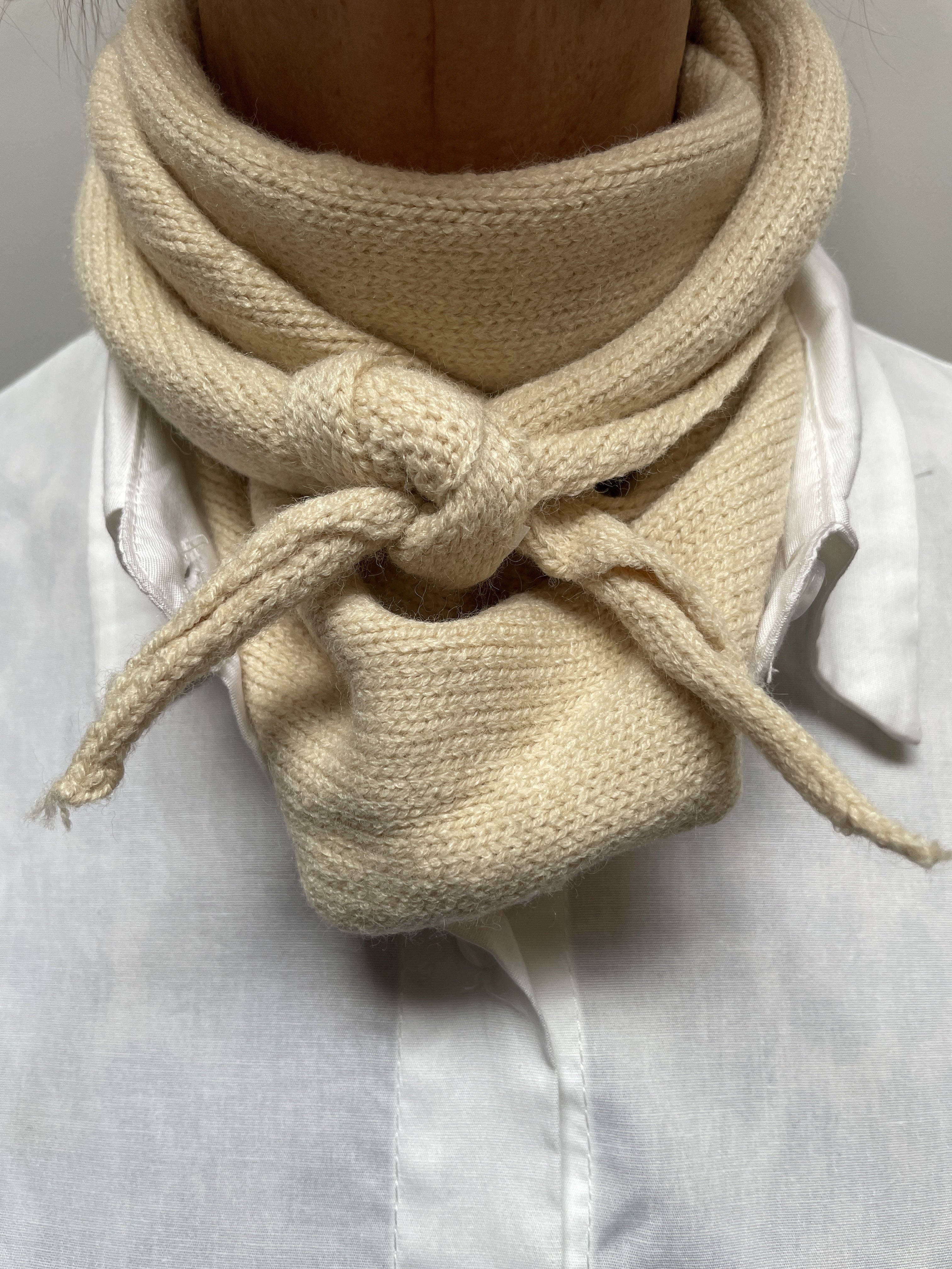 Scarves 2370, Beige, Tørklæde fra Three M