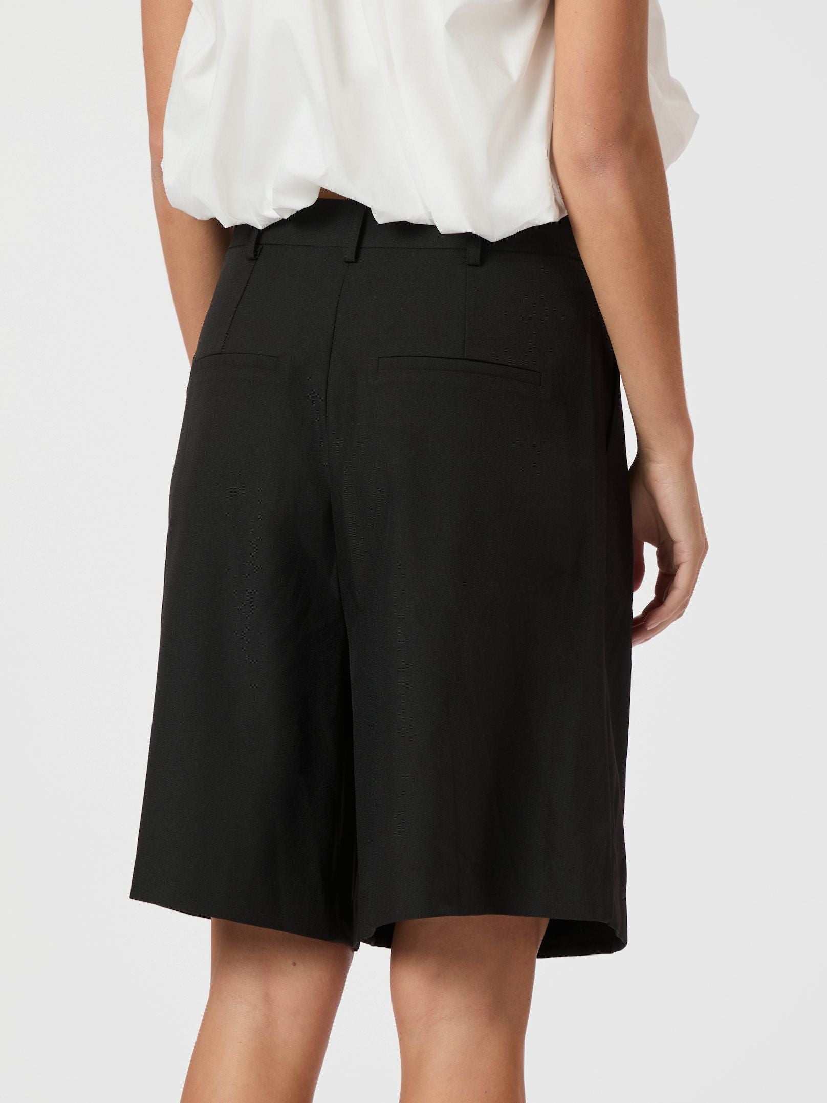 Neo Noir - Nika Bermuda Shorts