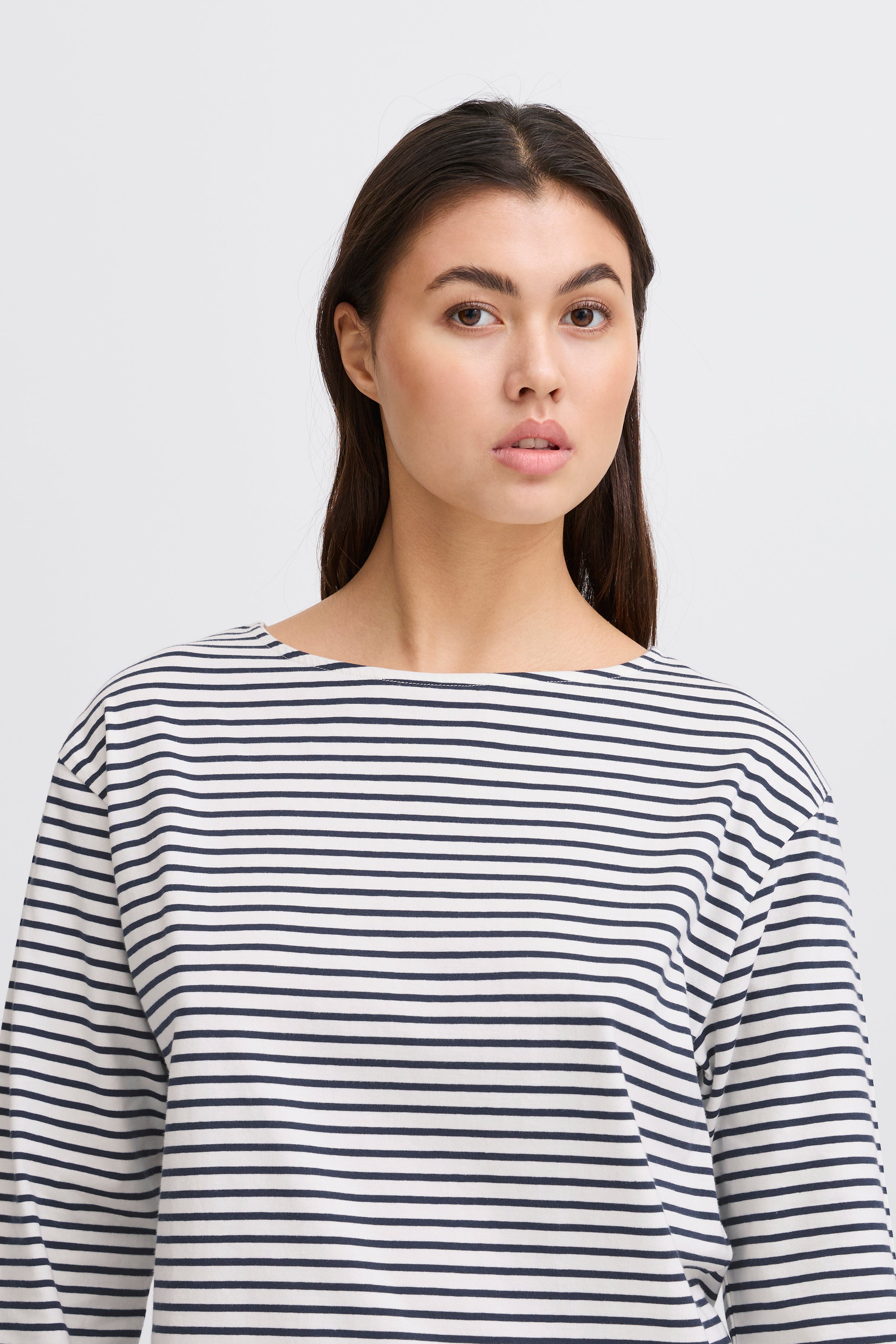 Ichi IHMira Boatneck, Navy