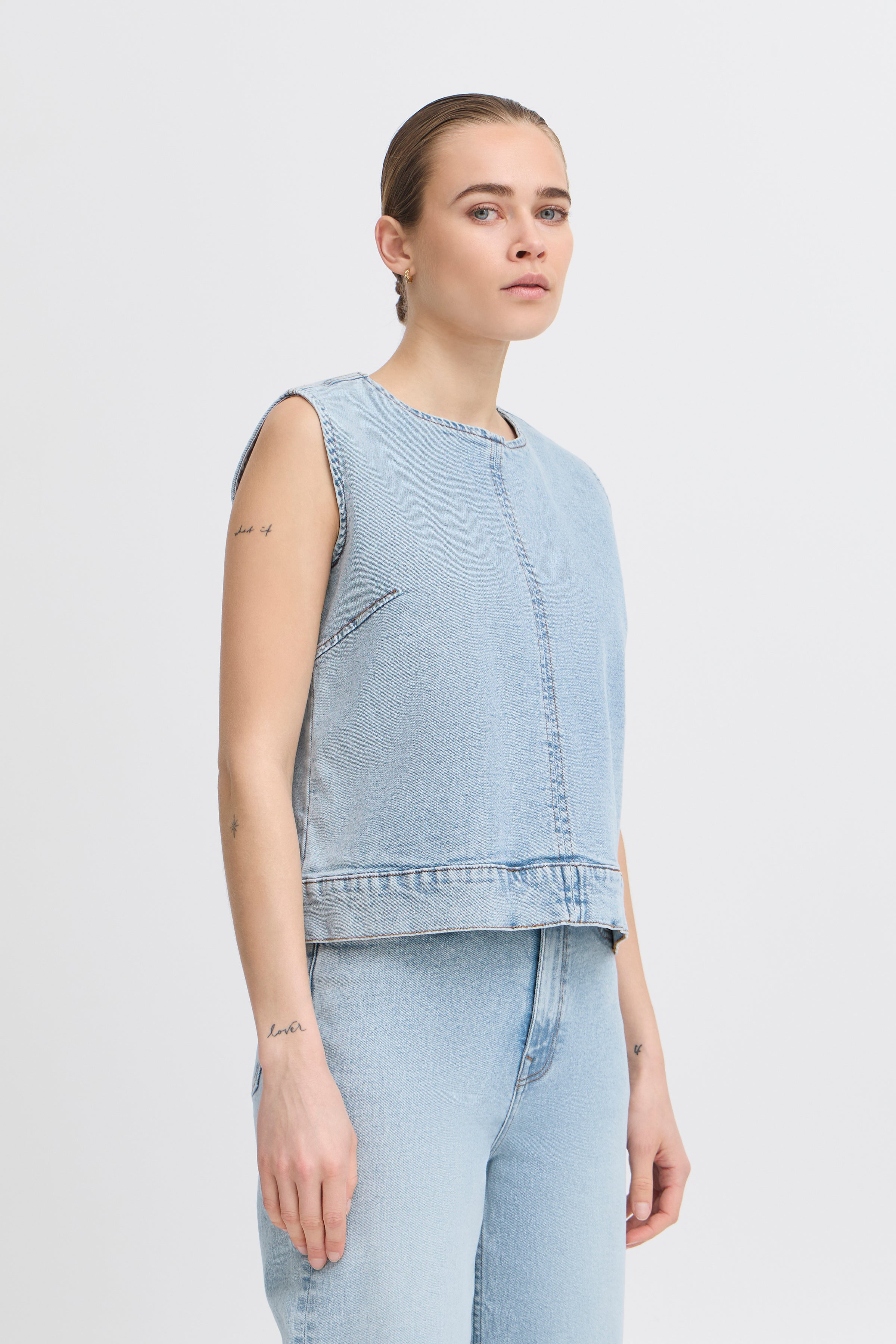 IHARMIOS Denim Top fra ICHI