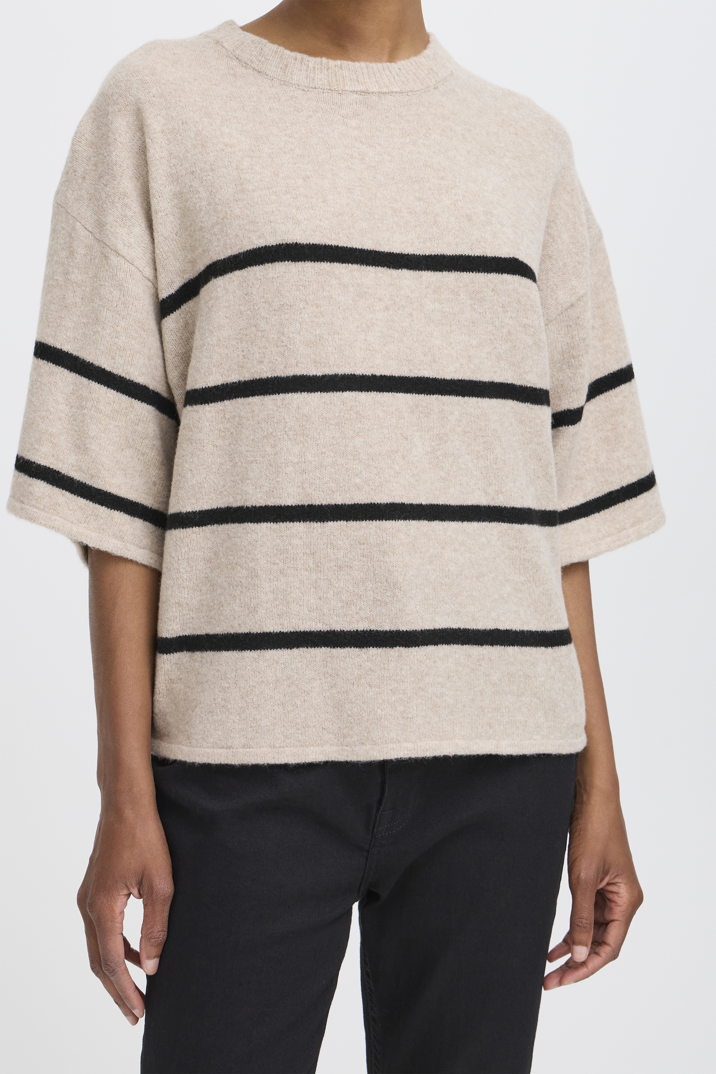 ICHI Beige Stribet Strik-Tee – Kortærmet Strik