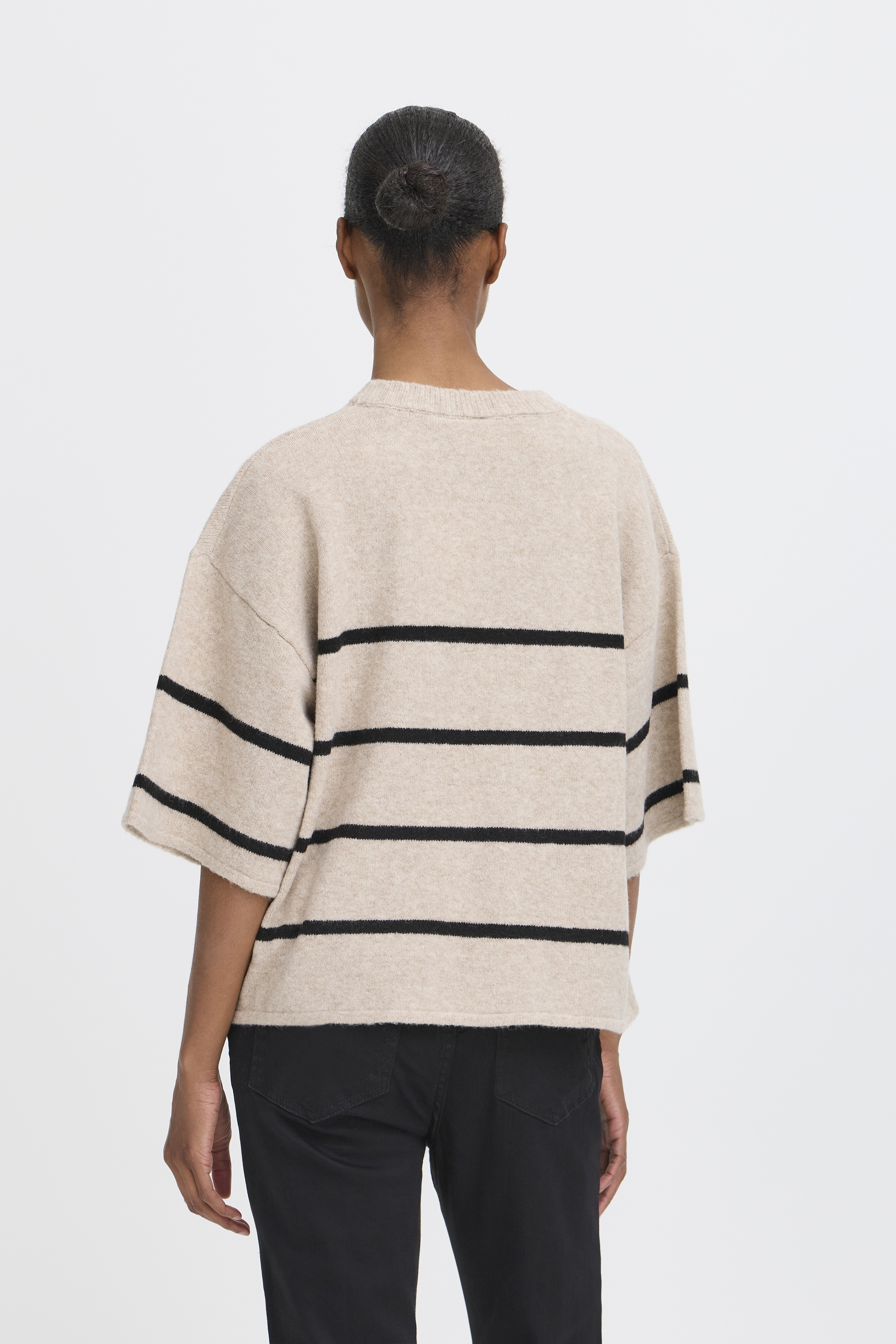 ICHI Beige Stribet Strik-Tee – Kortærmet Strik