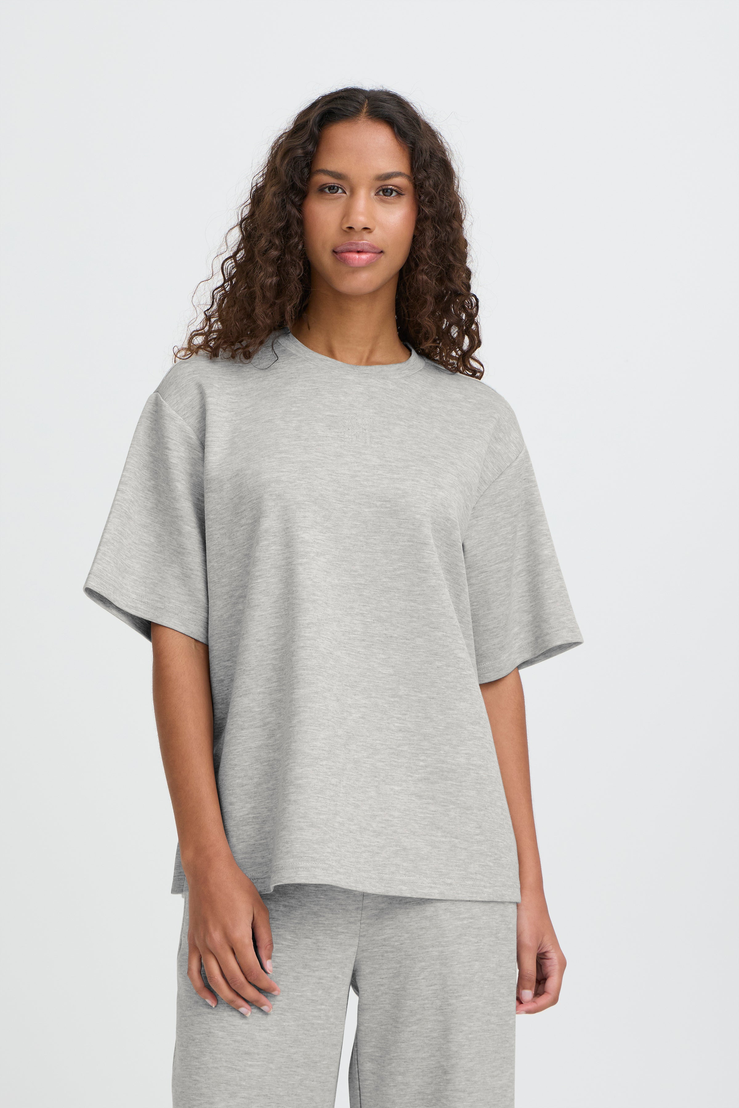 Ichi - IHCozy SS Sweat i grå