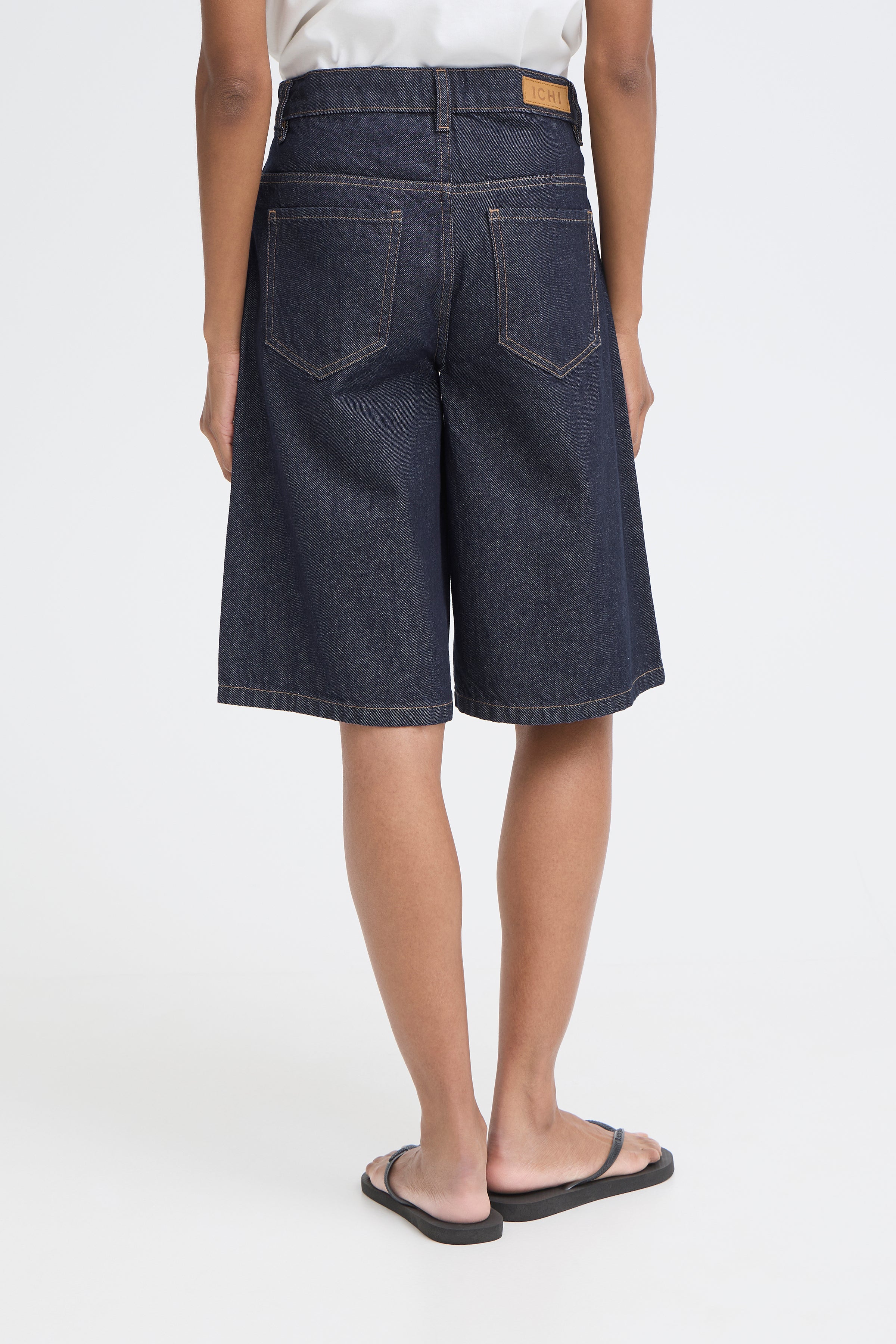 Ichi - IHKirsten Bermuda shorts, mørkeblå