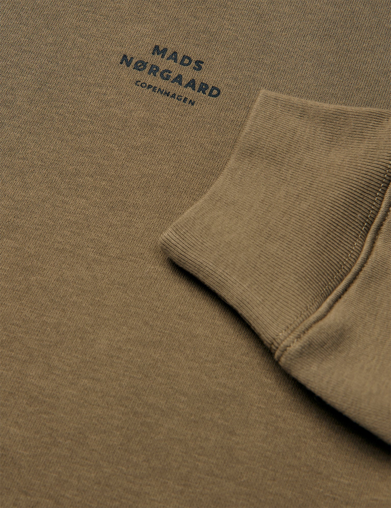 Mads Nørgaard - Standard Crew Logo Sweat FAV Tarmac