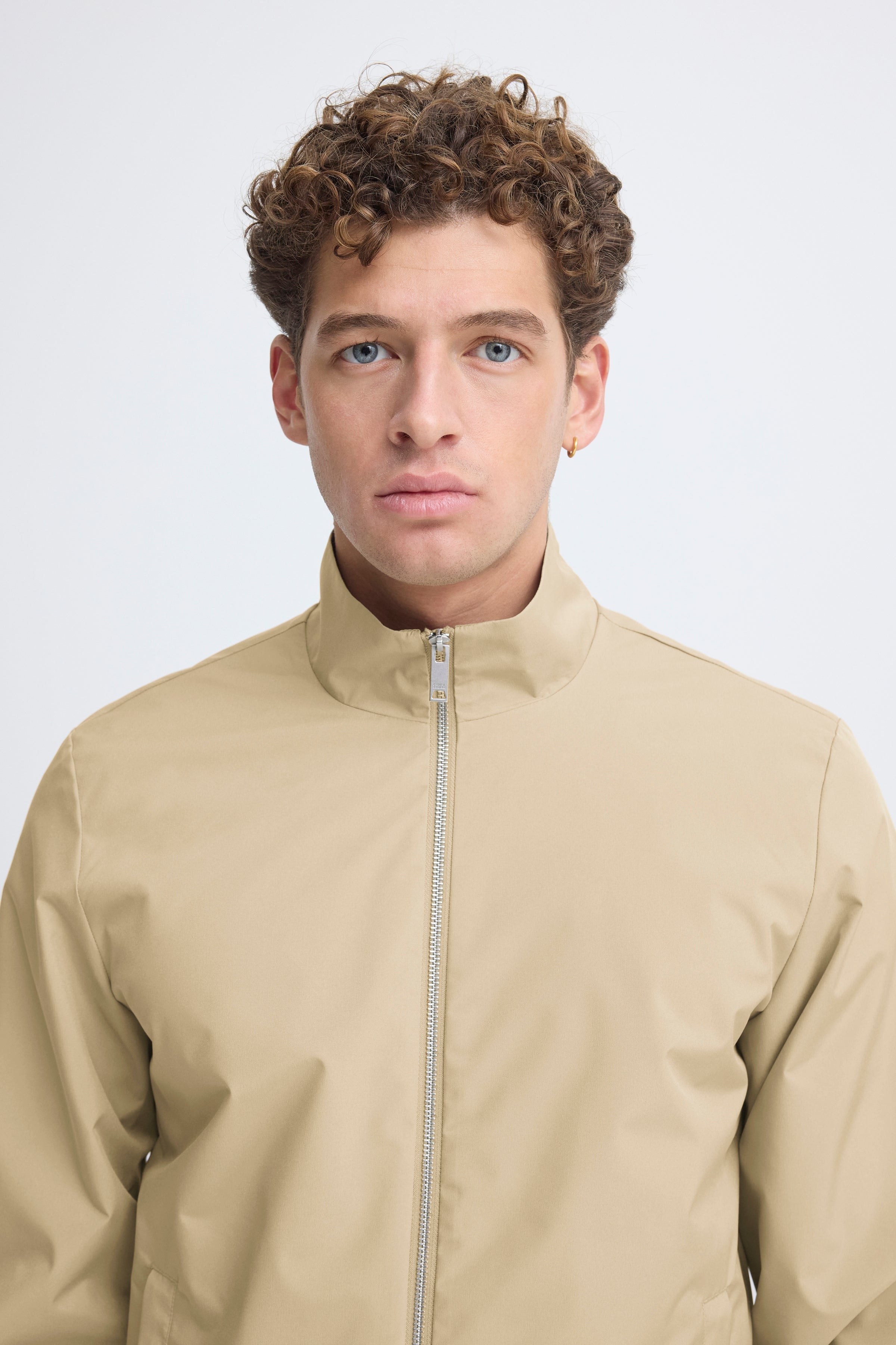 Casual Friday - CFJoshu Zipper Jacket i beige