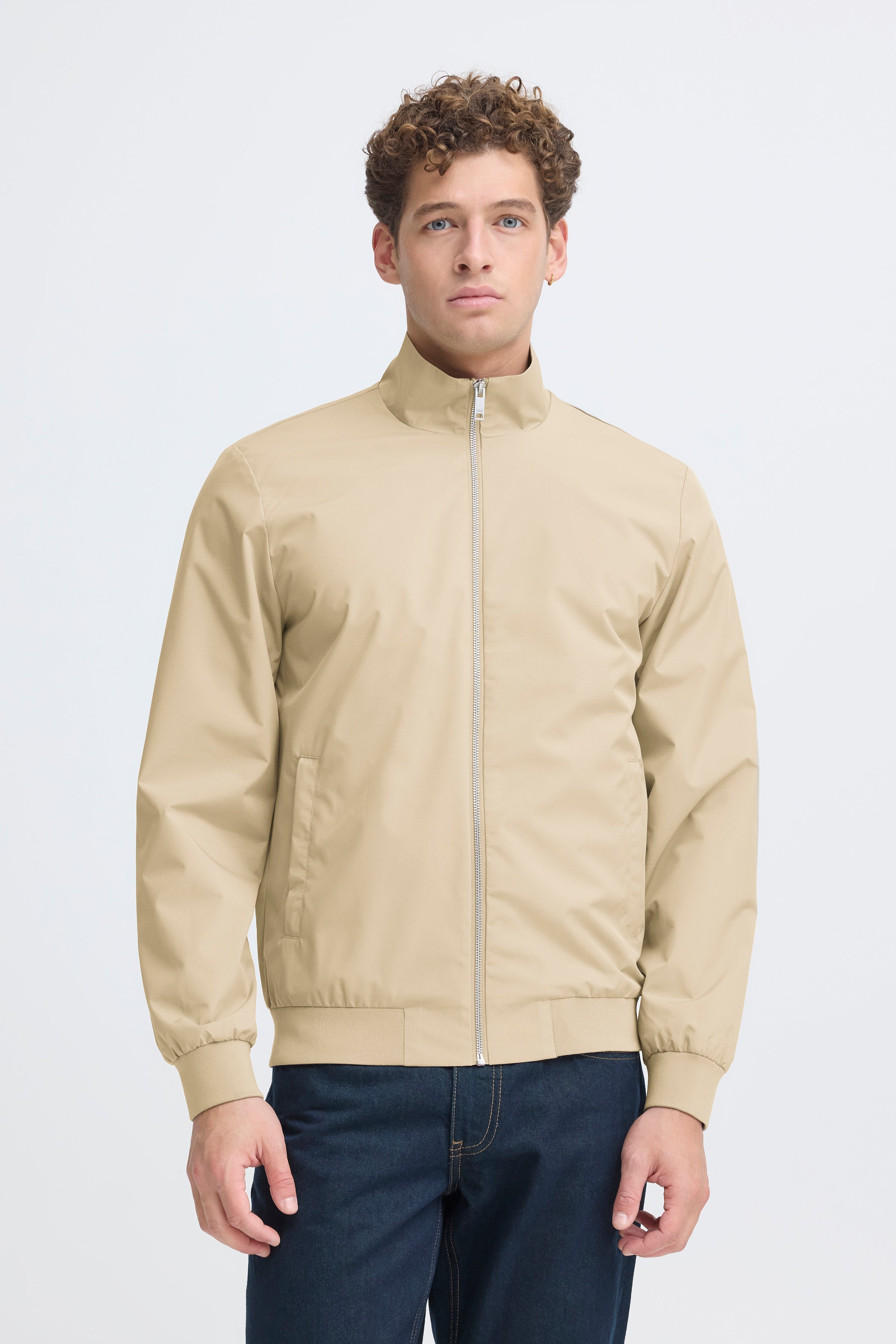 Casual Friday - CFJoshu Zipper Jacket i beige