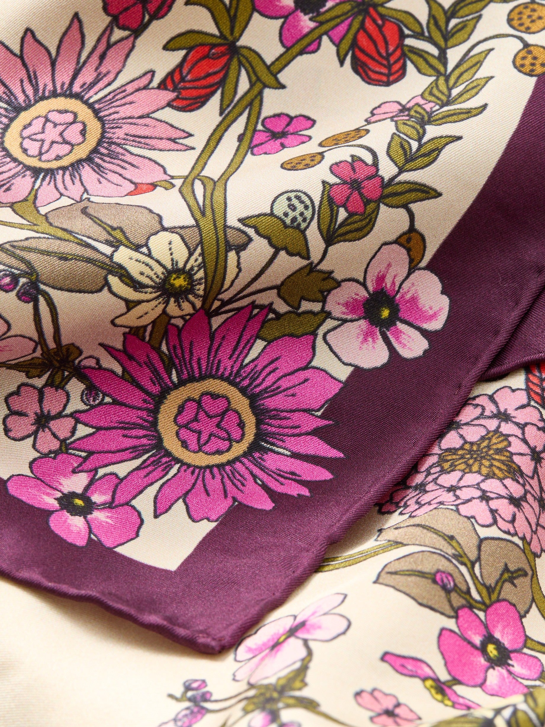 Beck Söndergaard - Elyfiora Sia Scarf