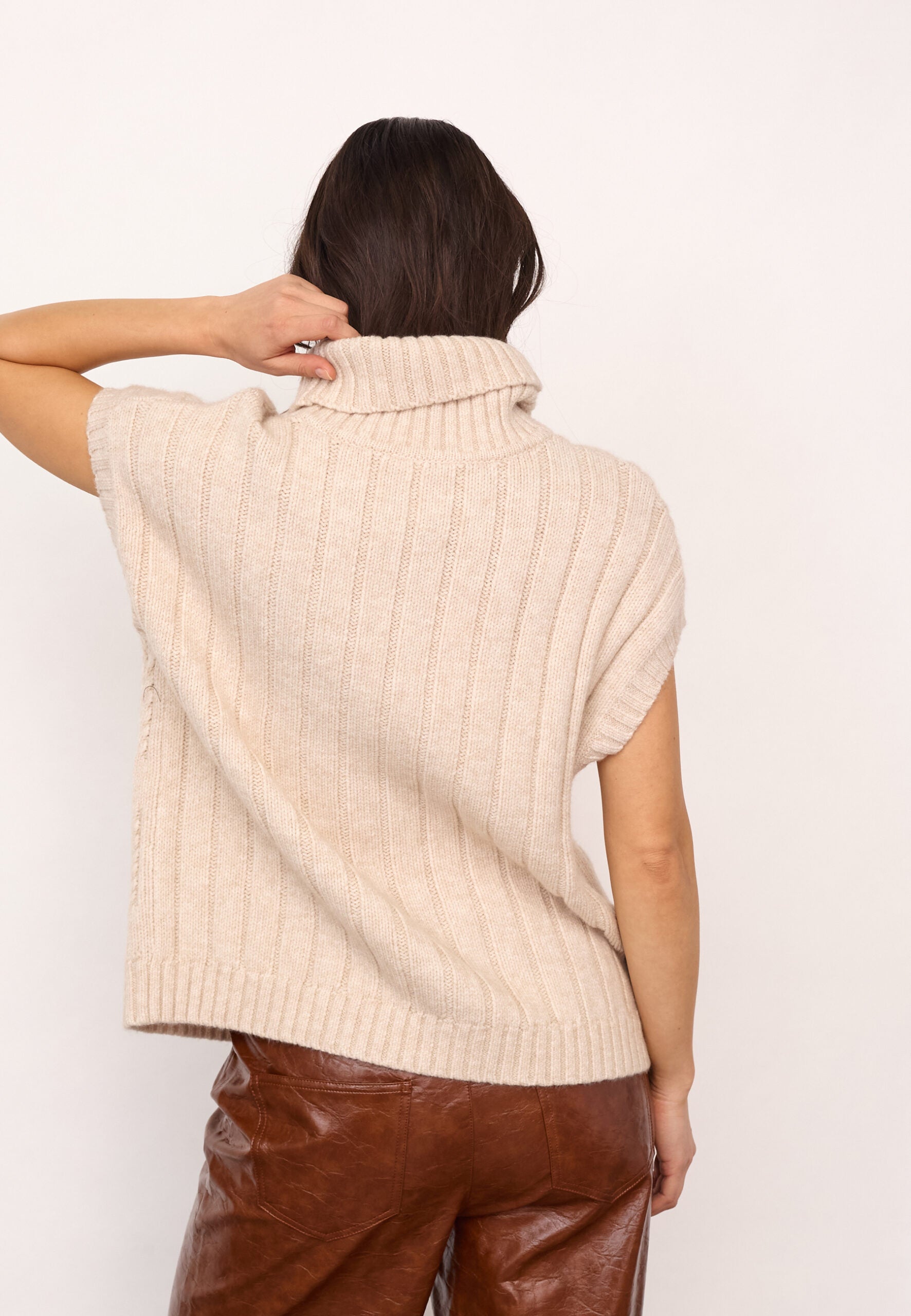 Co'Couture - RowCC Oversize Cable Knit Vest